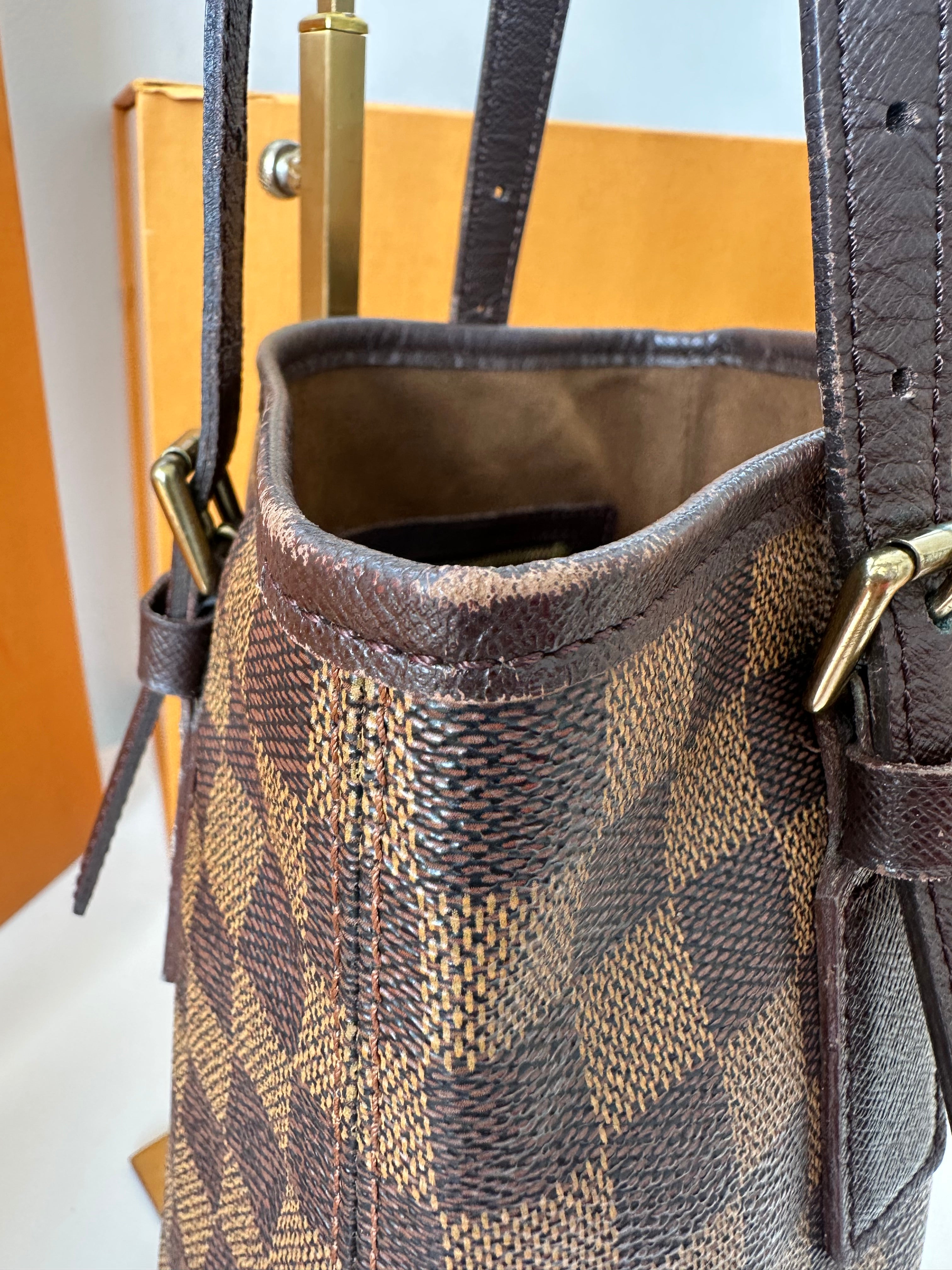 Louis Vuitton Marais