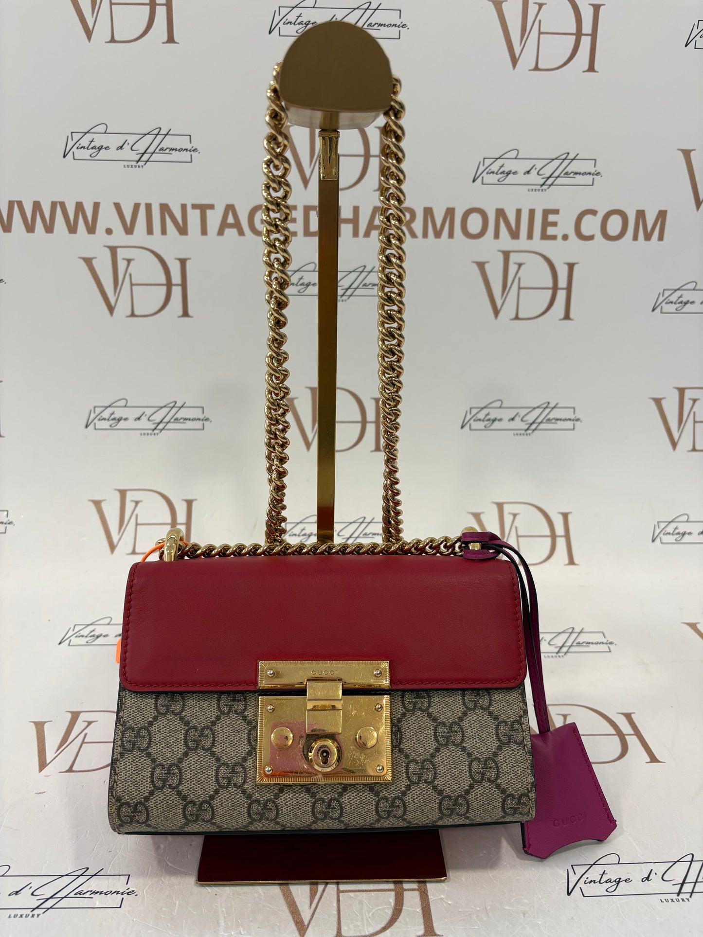 383228 - Gucci Padlock