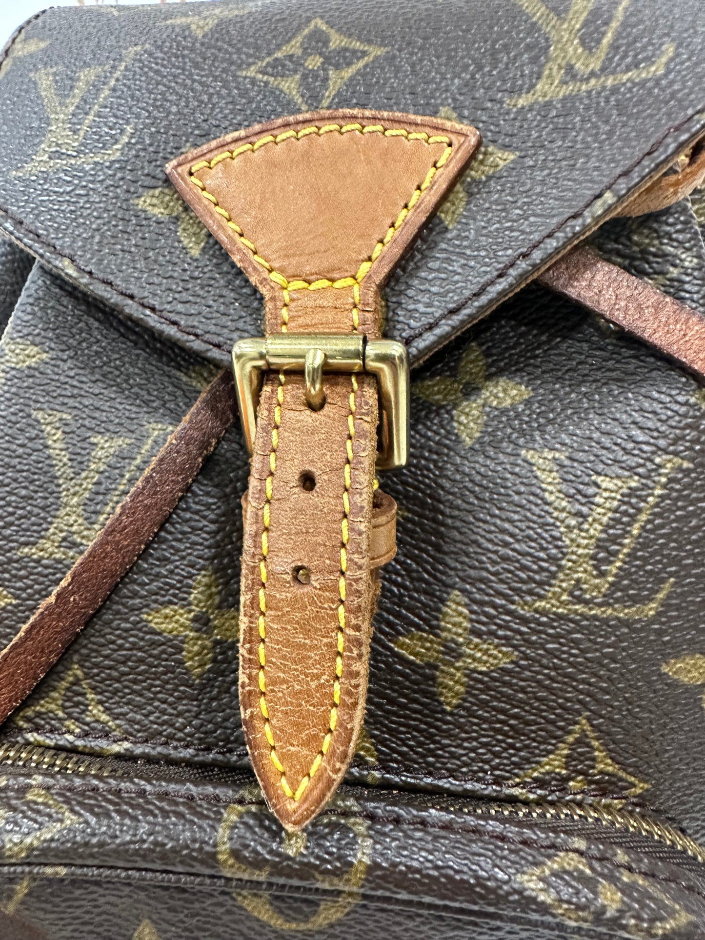 016864 - Louis Vuitton Mini Montsouris