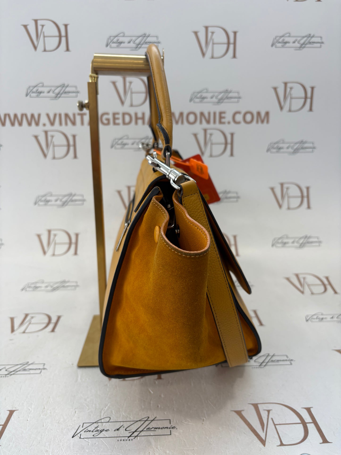 200898 - Céline Trapeze