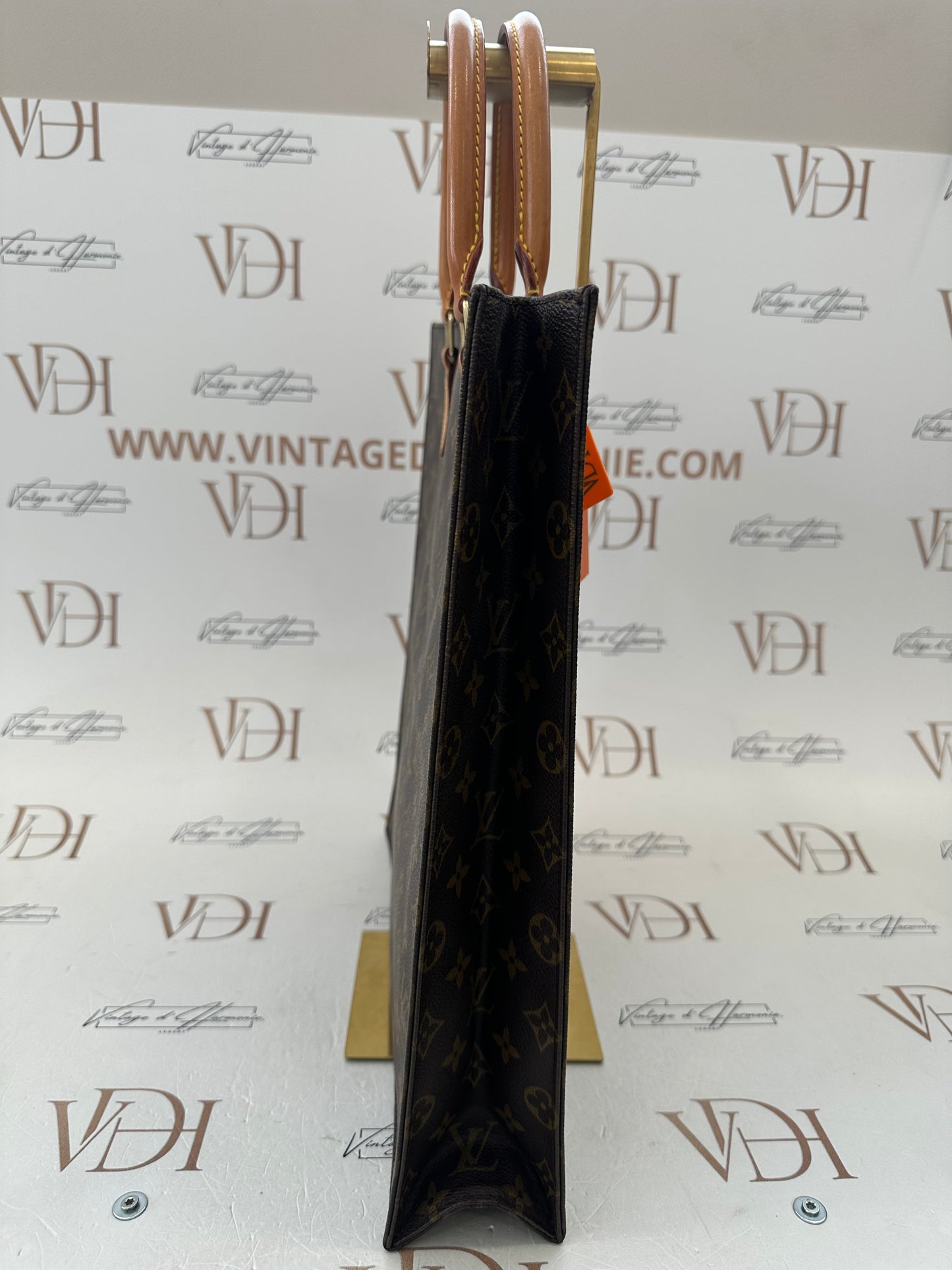 016917 - Louis Vuitton Sac Plat