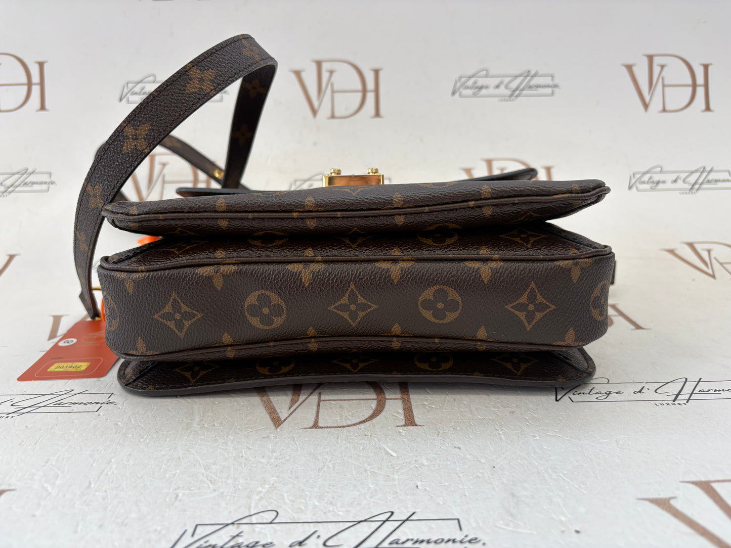 201402 - Louis Vuitton Metis