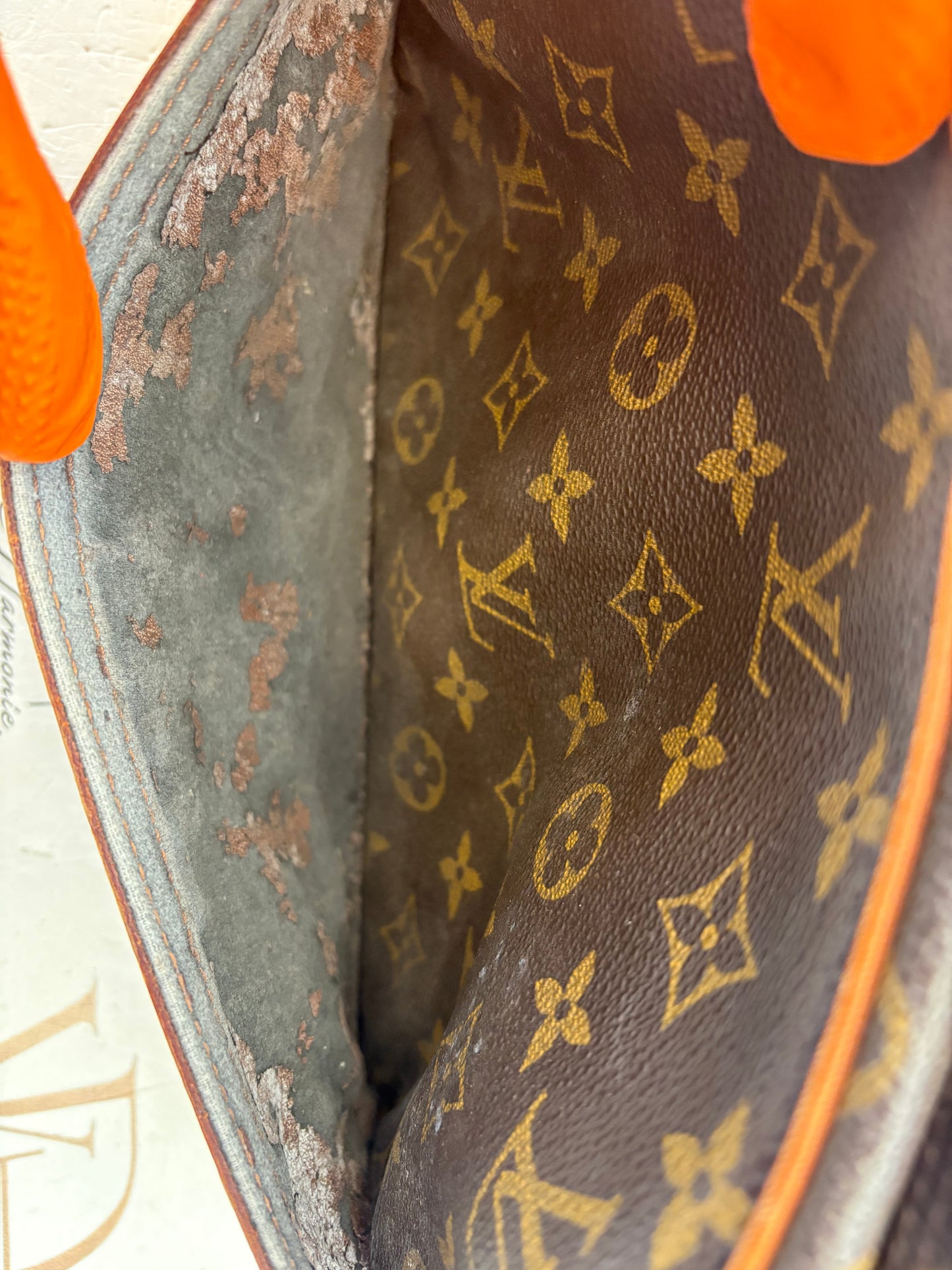018991 - Louis Vuitton Trocadero 27