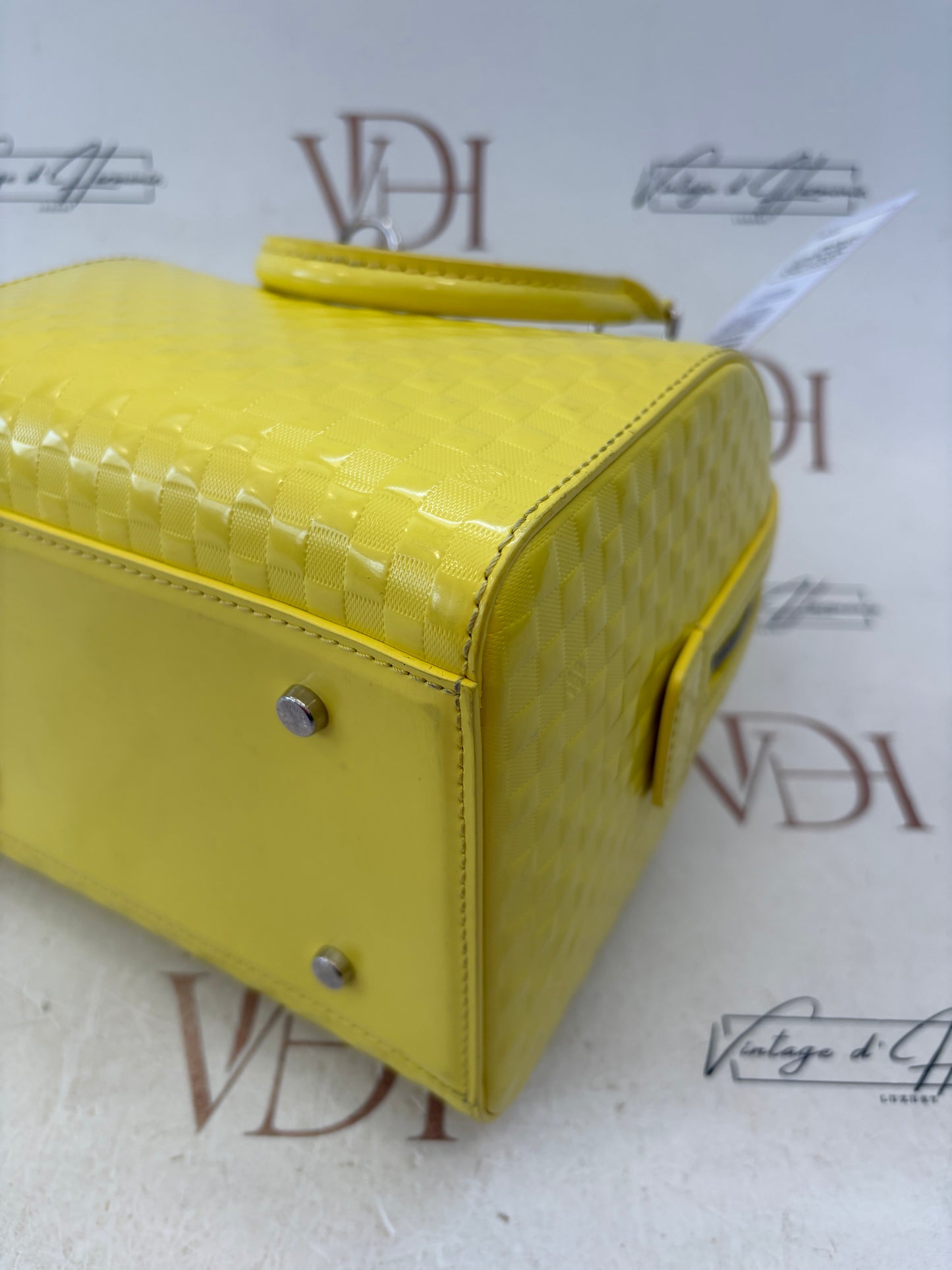 017124 - Louis Vuitton Facet Speedy Cube PM