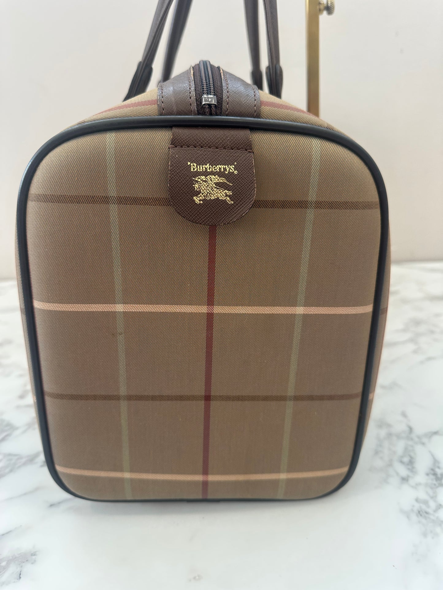 Burberrys Boston Bag