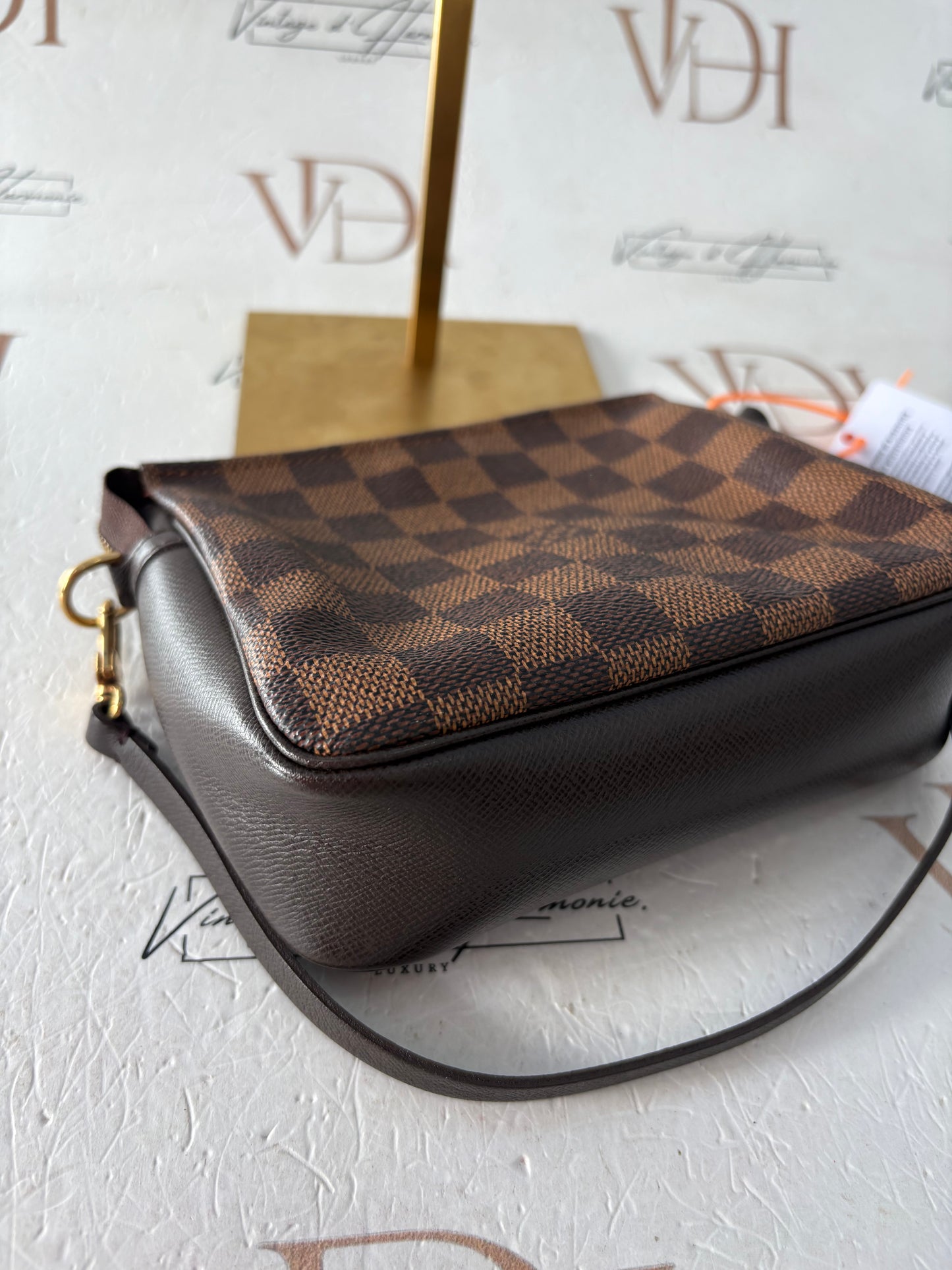 017307 - Louis Vuitton Damier Navona