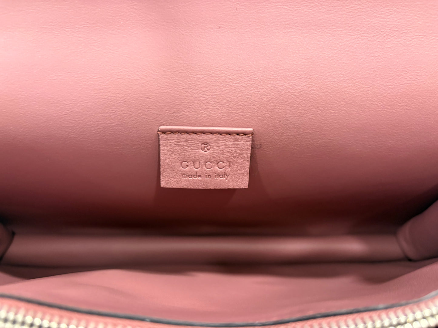 201000 - Gucci Dionysus