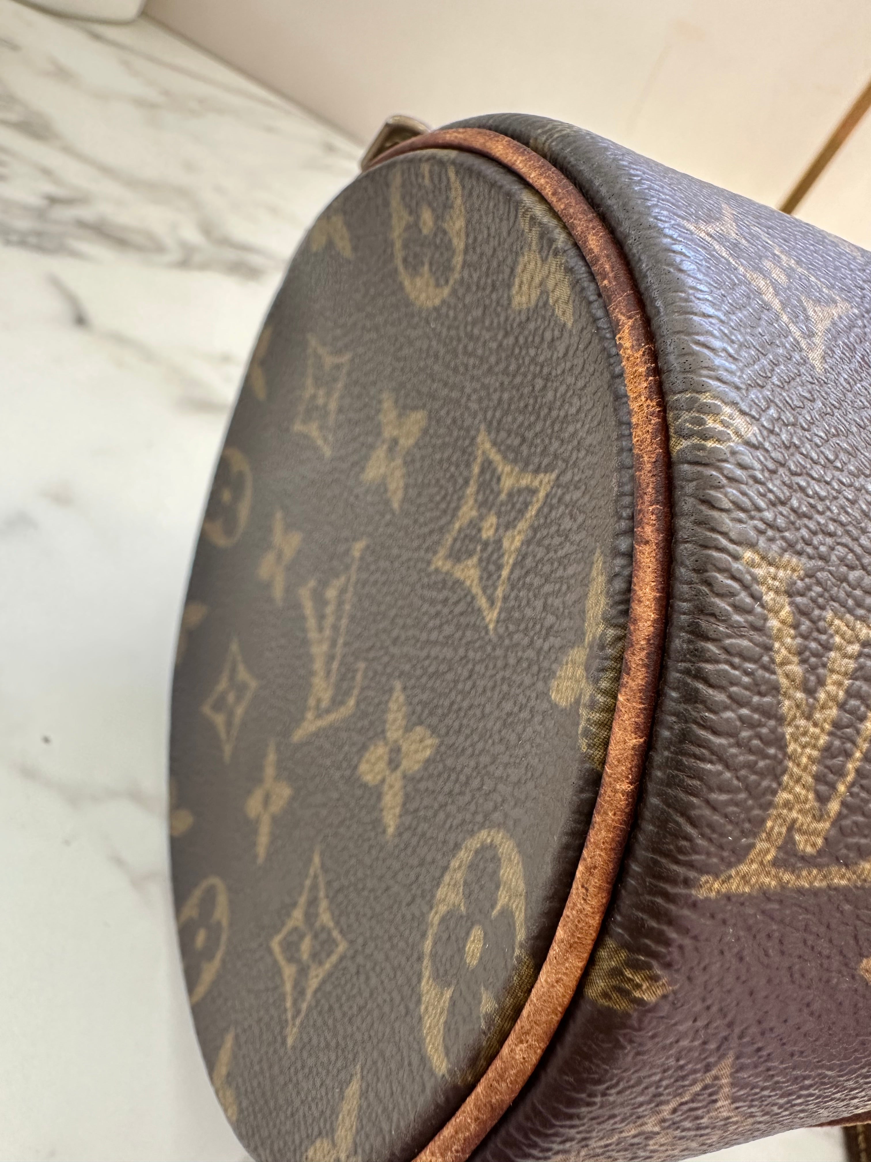 Louis Vuitton  Papillon 26