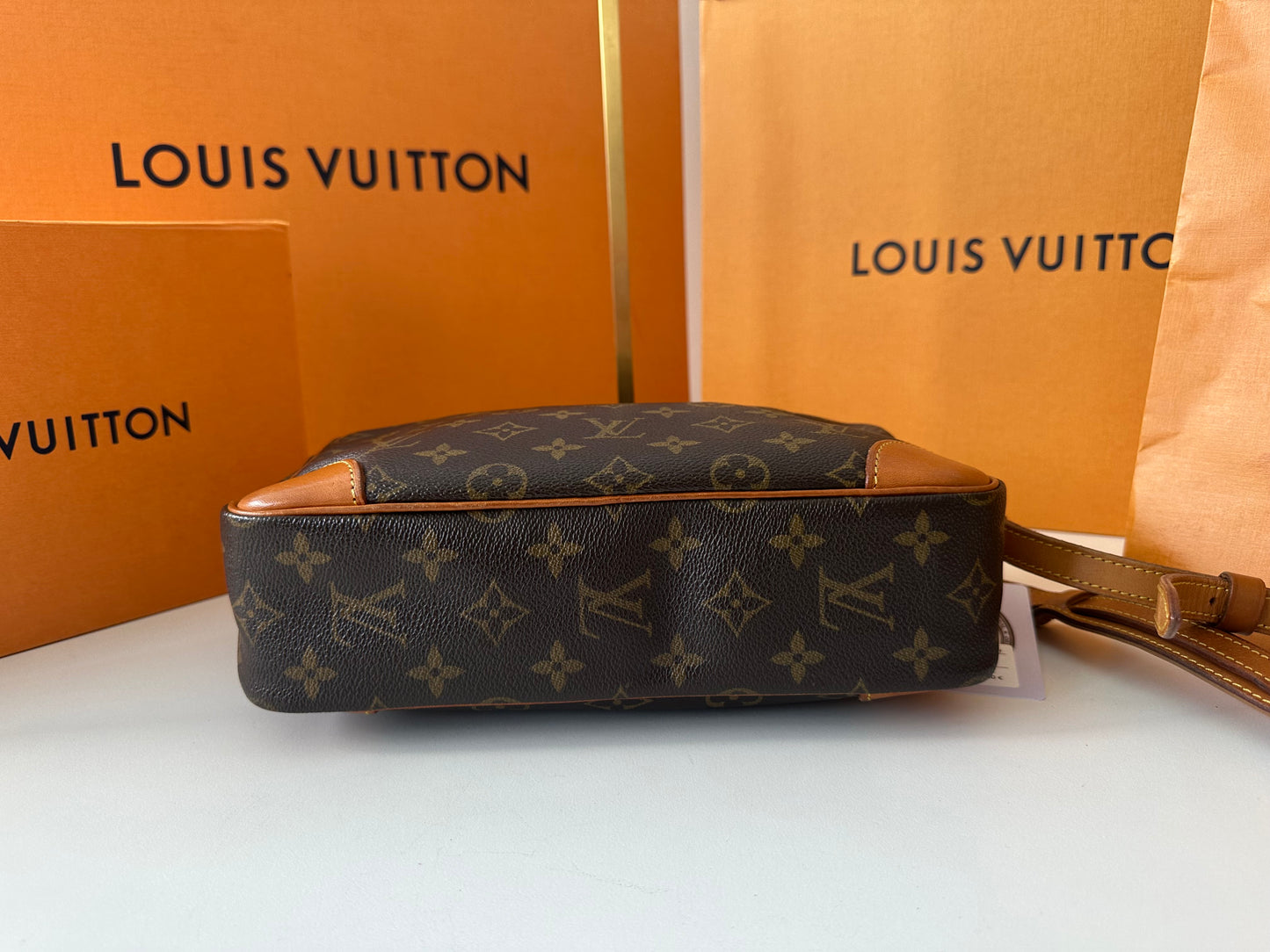 Louis Vuitton Trocadero 27