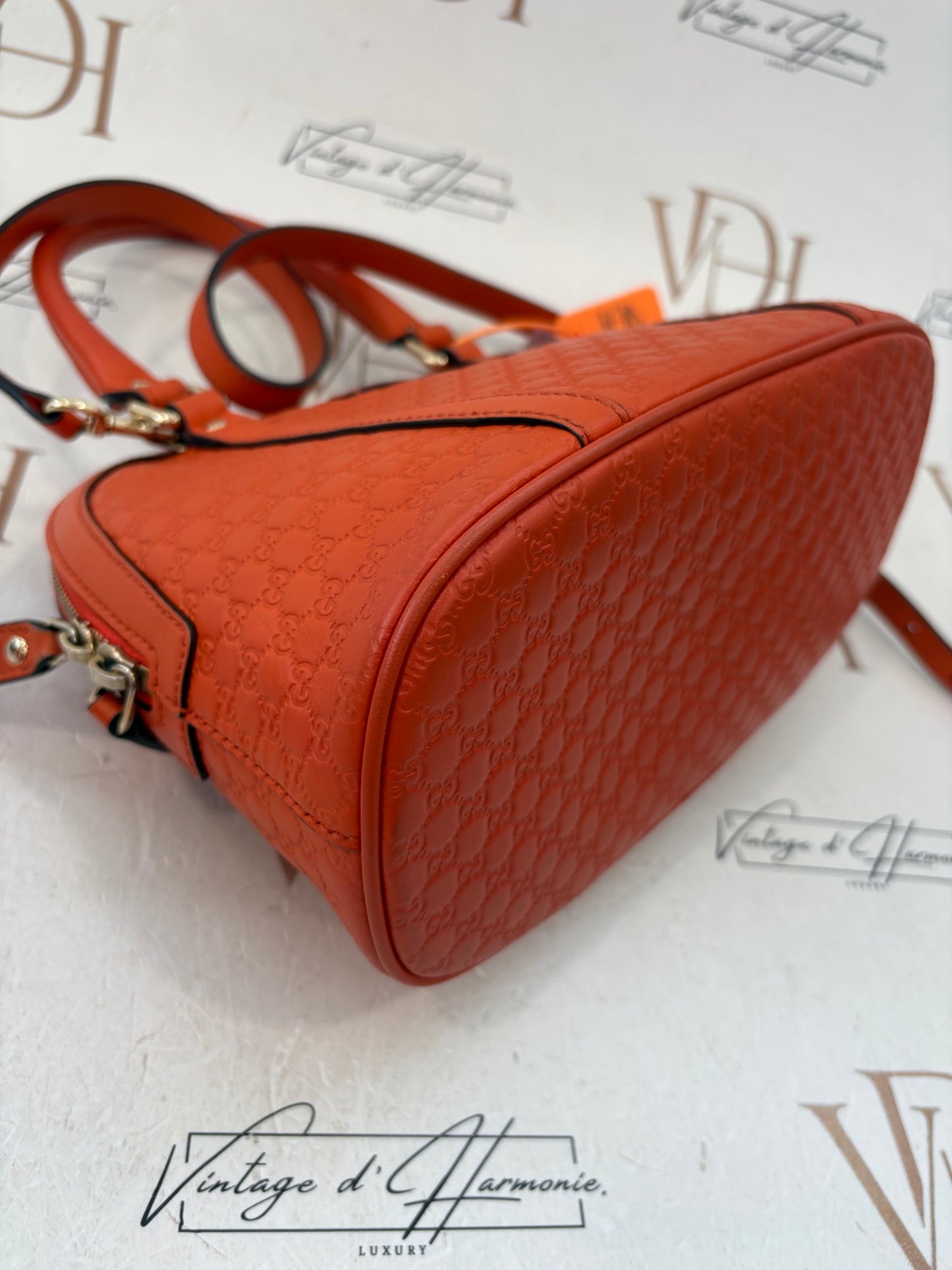 384265 - Gucci