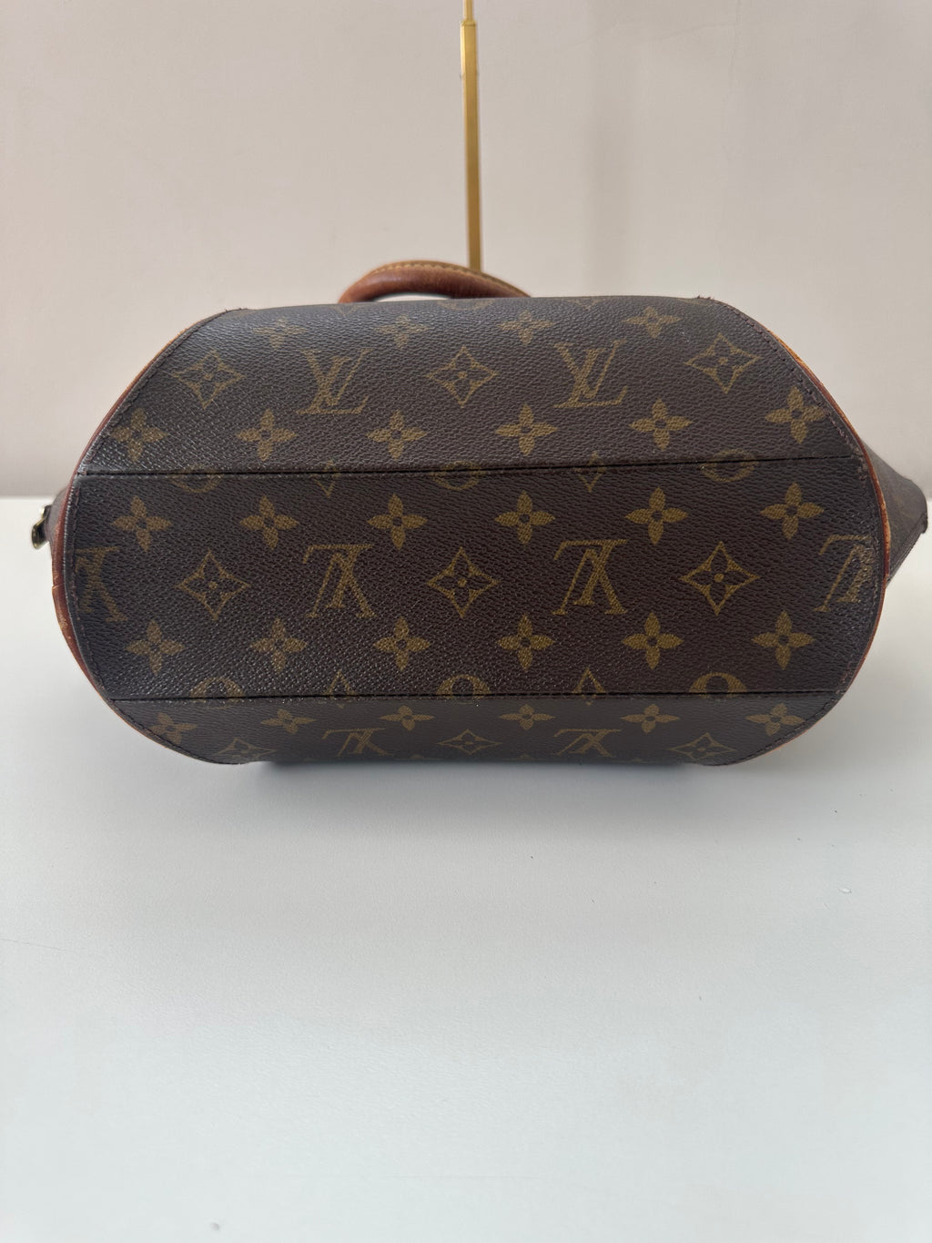Louis Vuitton Ellipse MM
