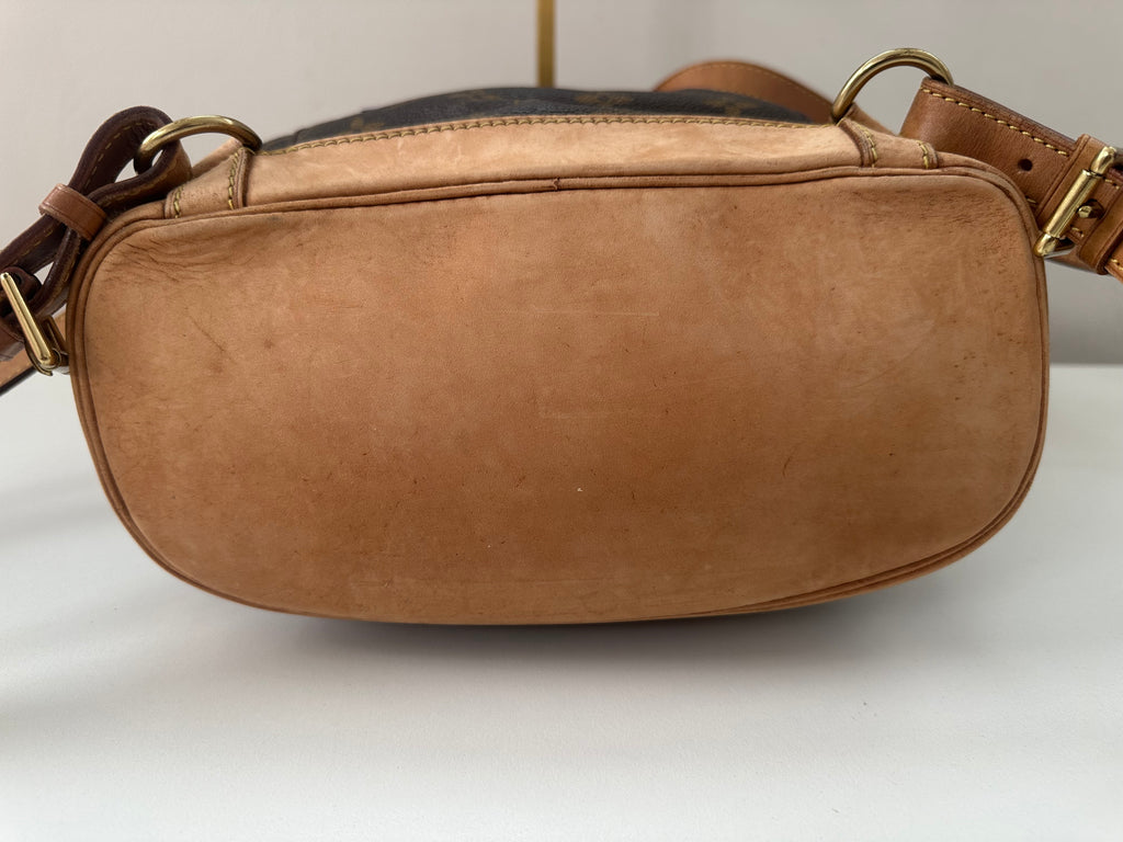 Louis Vuitton Montsouris MM