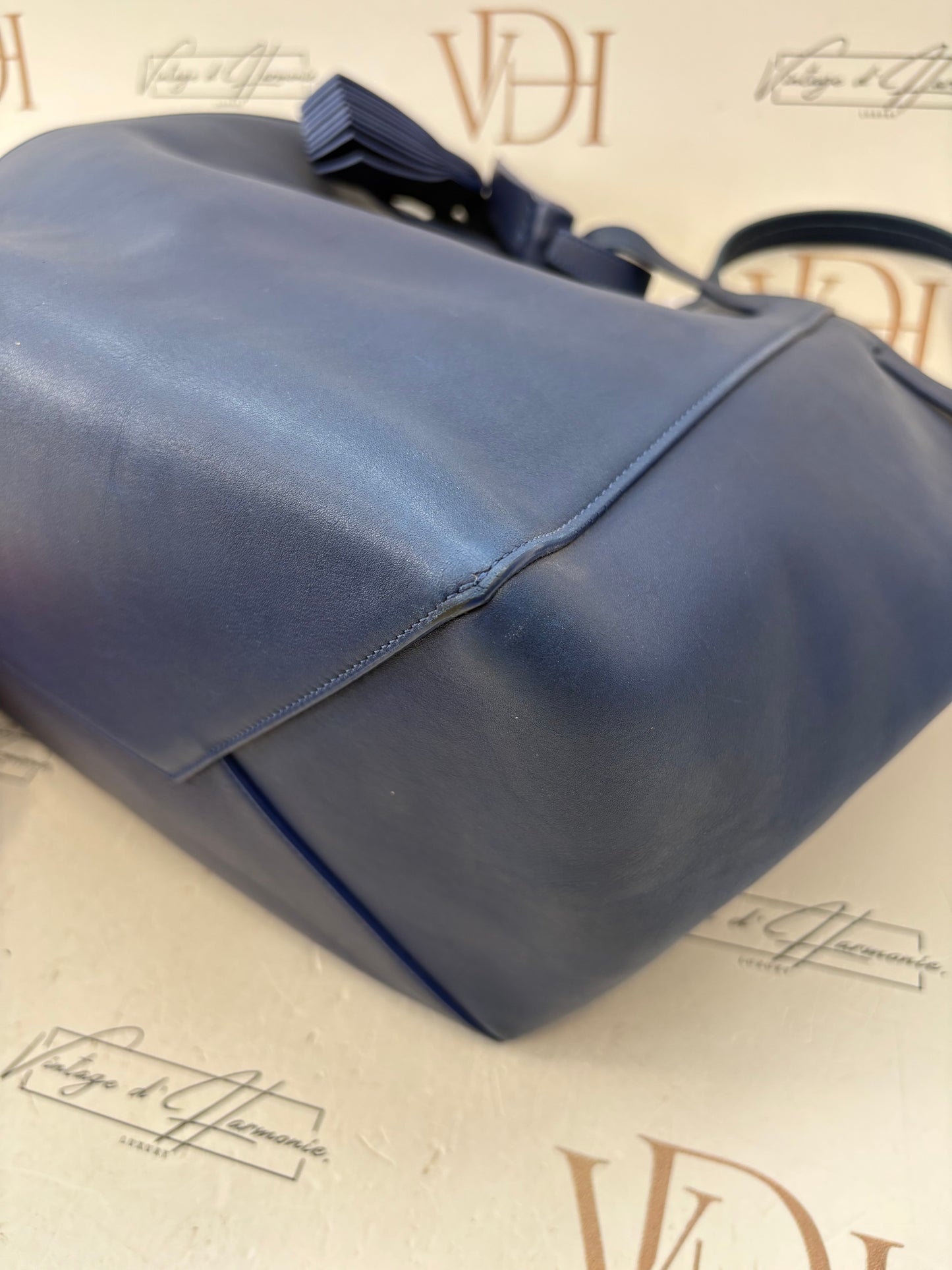 384262 - Céline Cabas Phantom