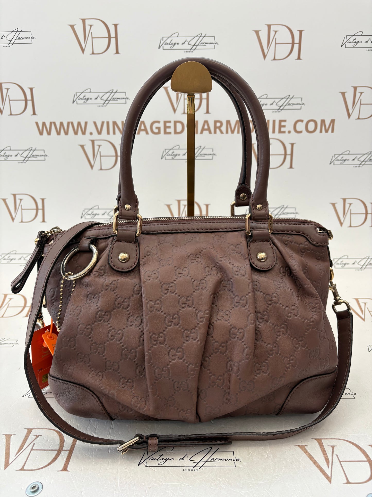 383232 - Gucci Sukey