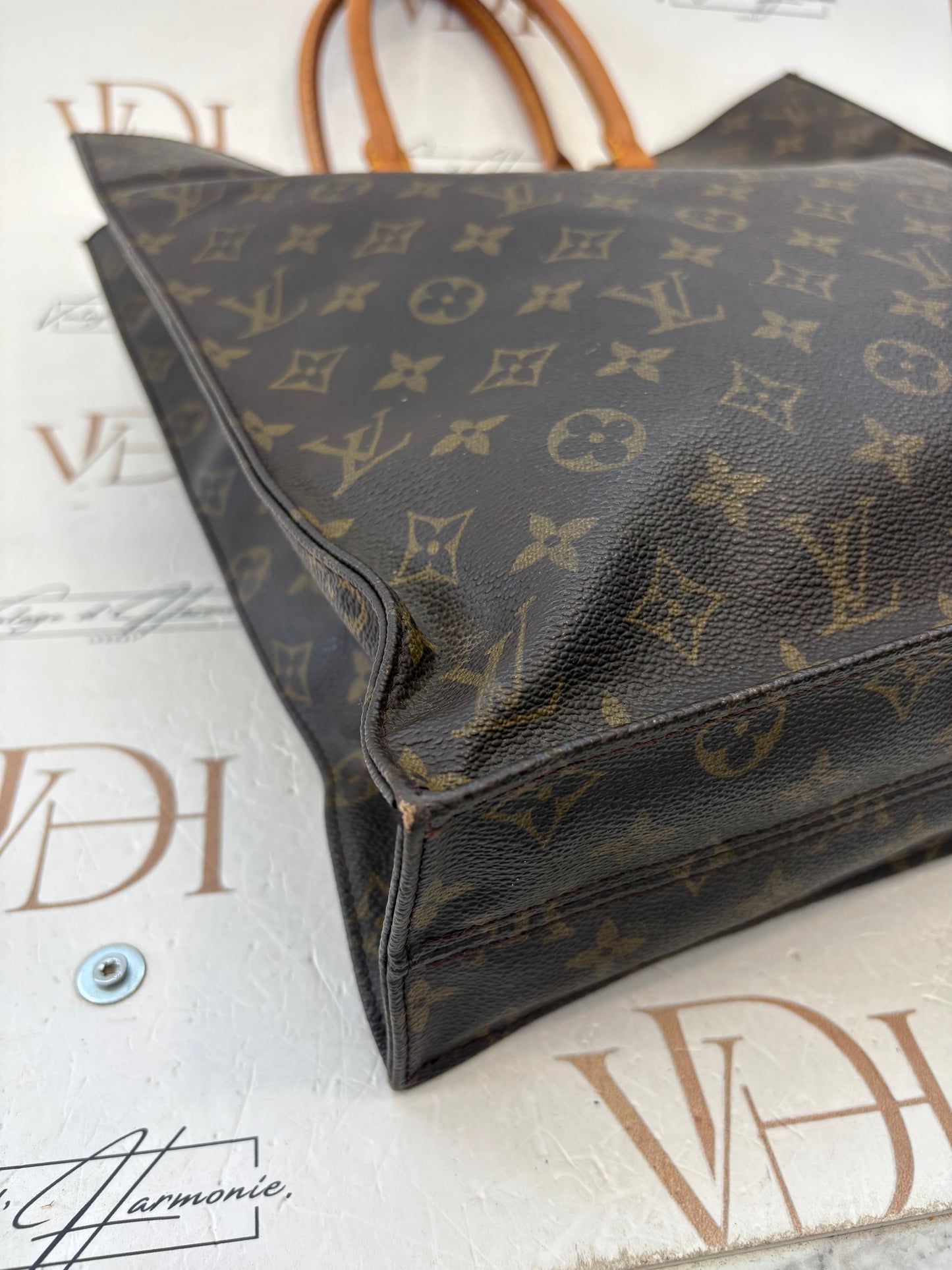 018779 - Louis Vuitton Sac Plat