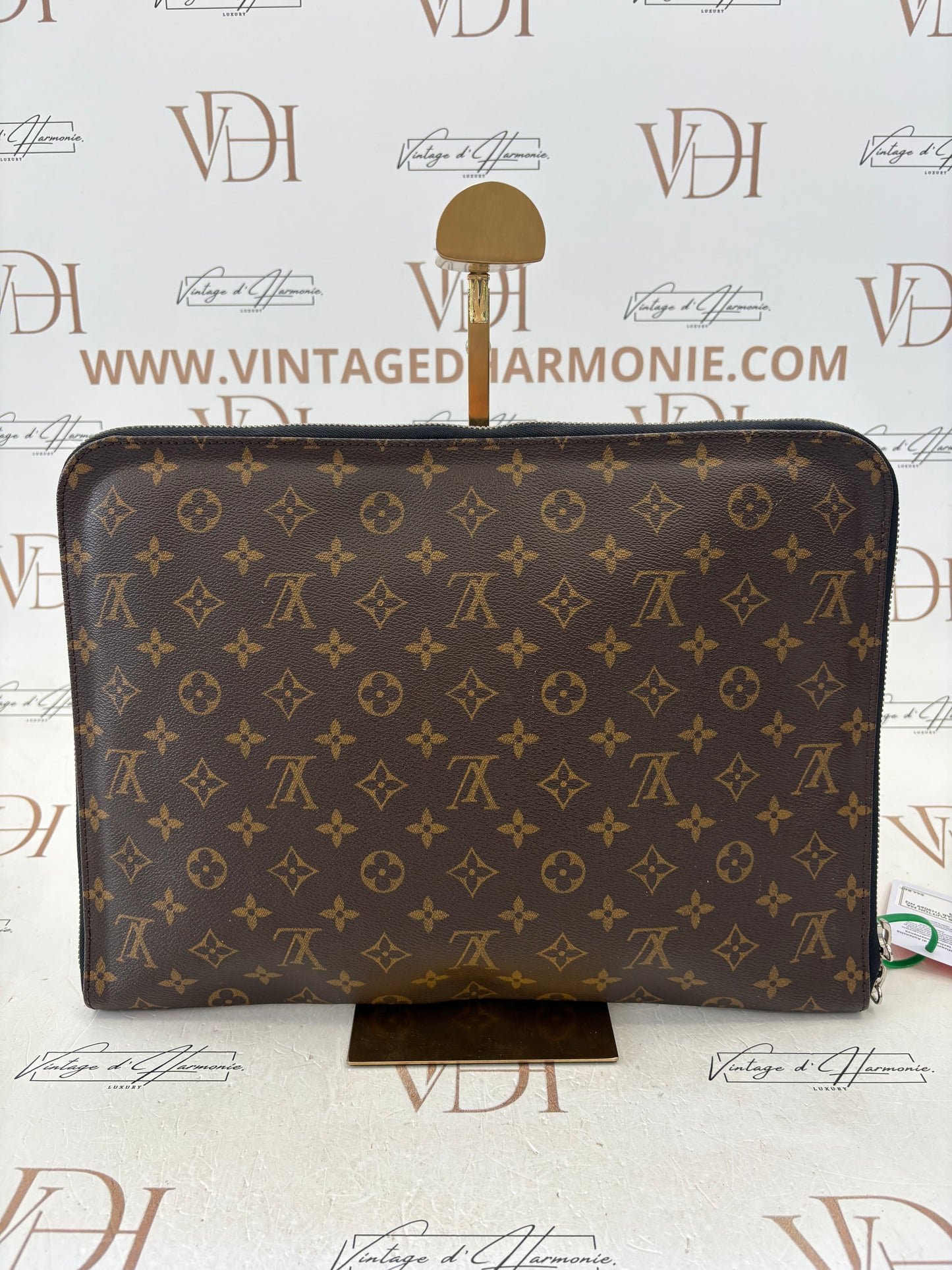 017153 - Louis Vuitton Macassar