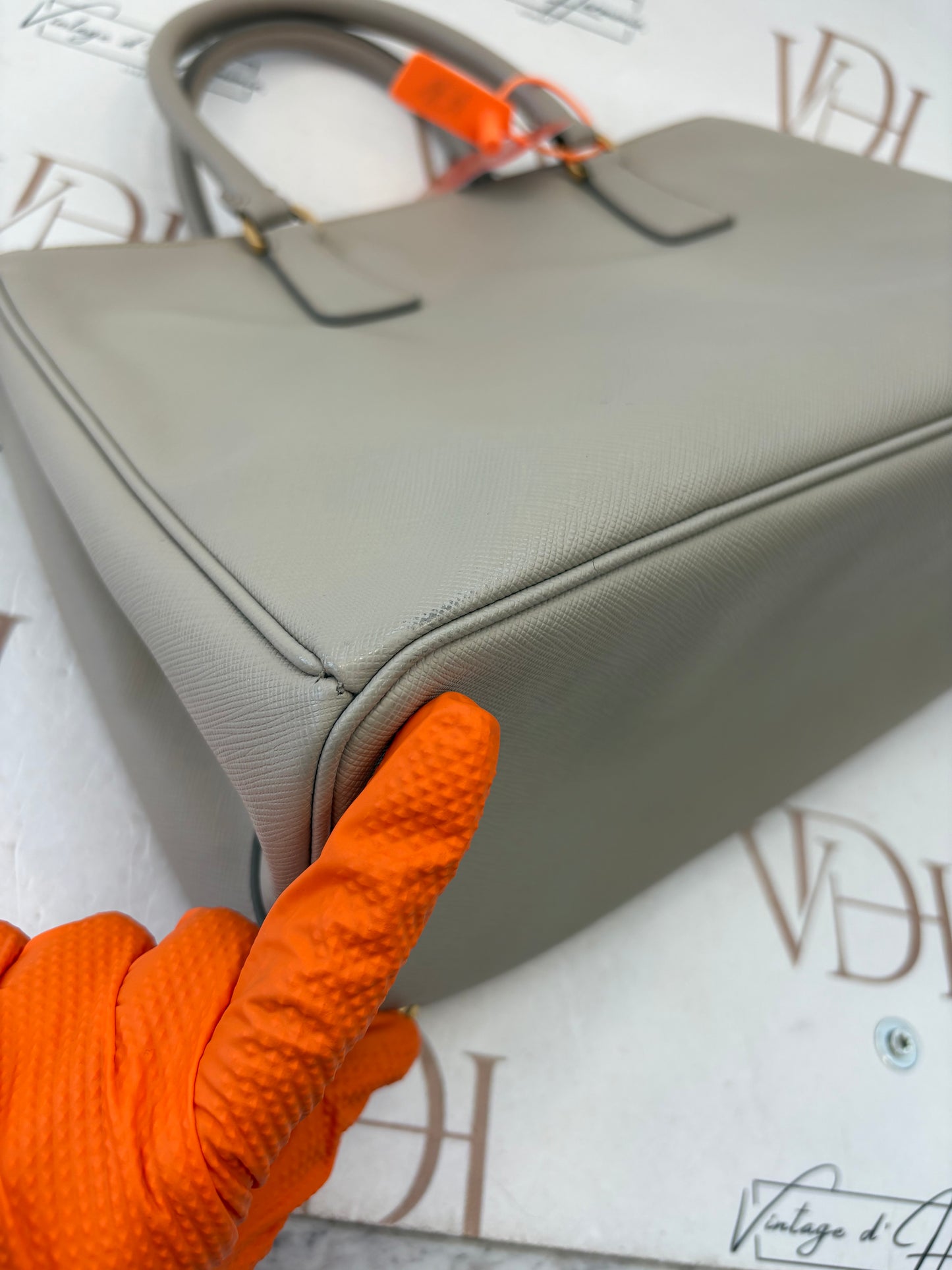 383898 - Prada Galleria Grey
