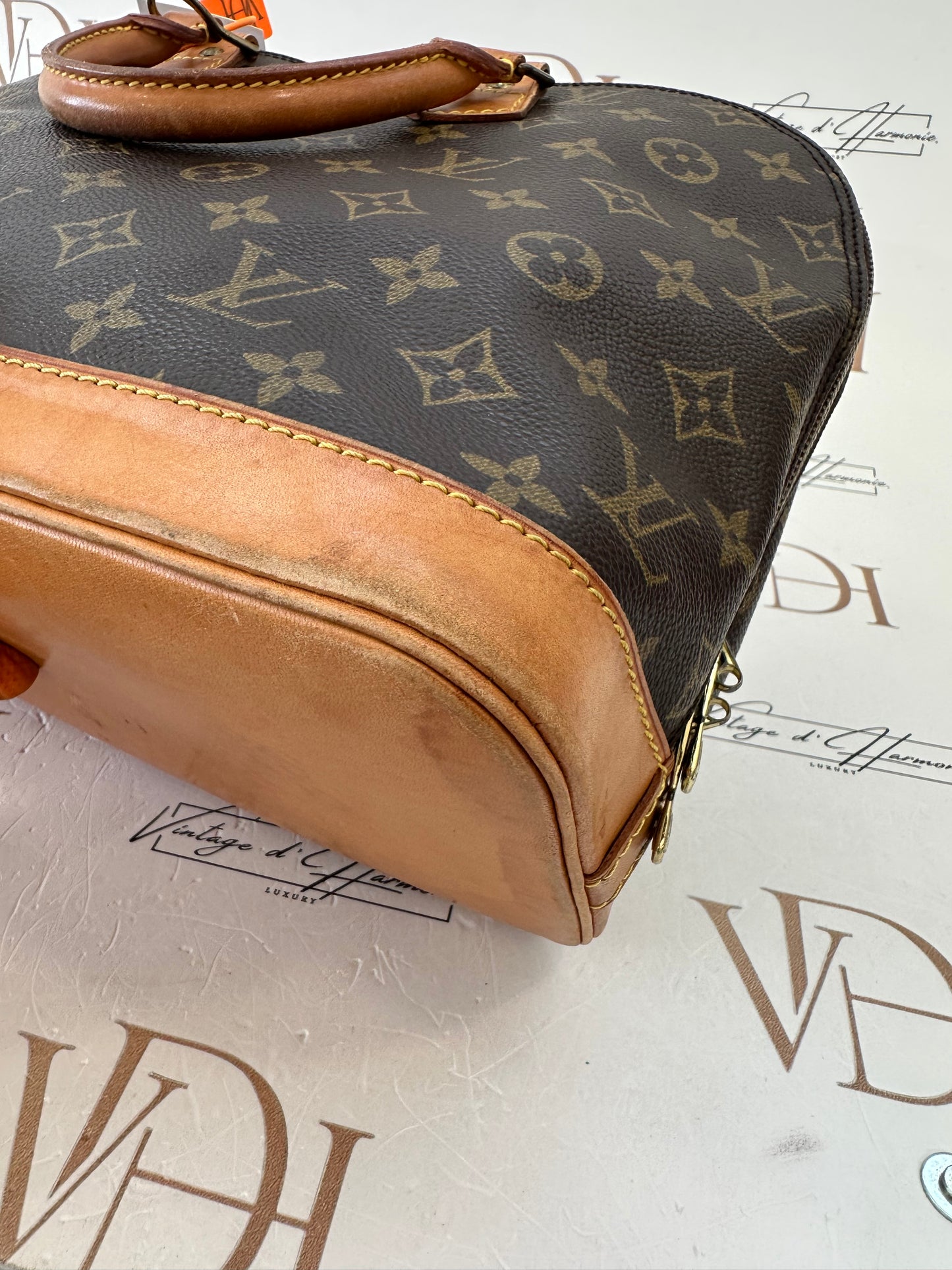 016878 - Louis Vuitton Alma