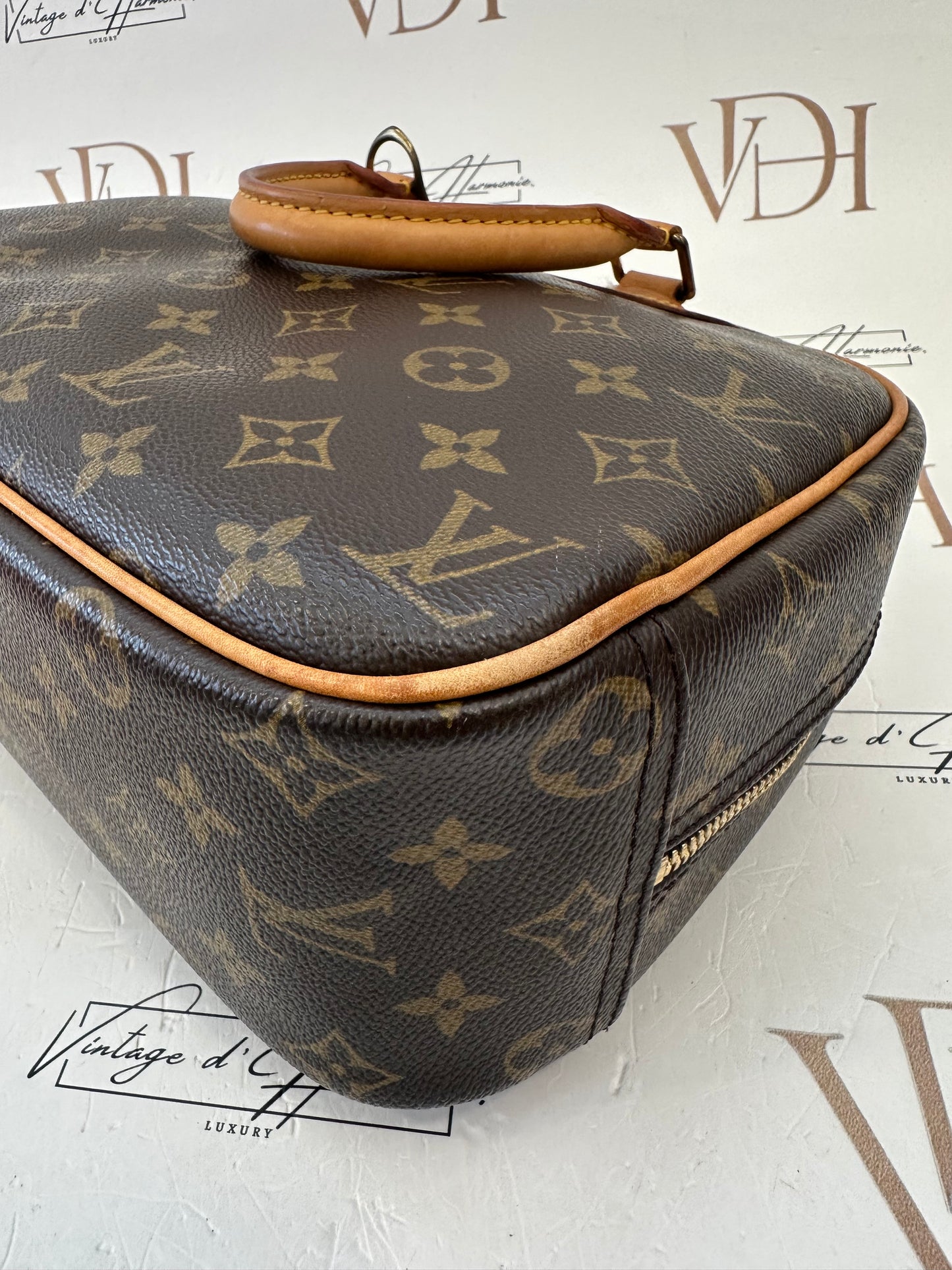 017832 - Louis Vuitton Trouville