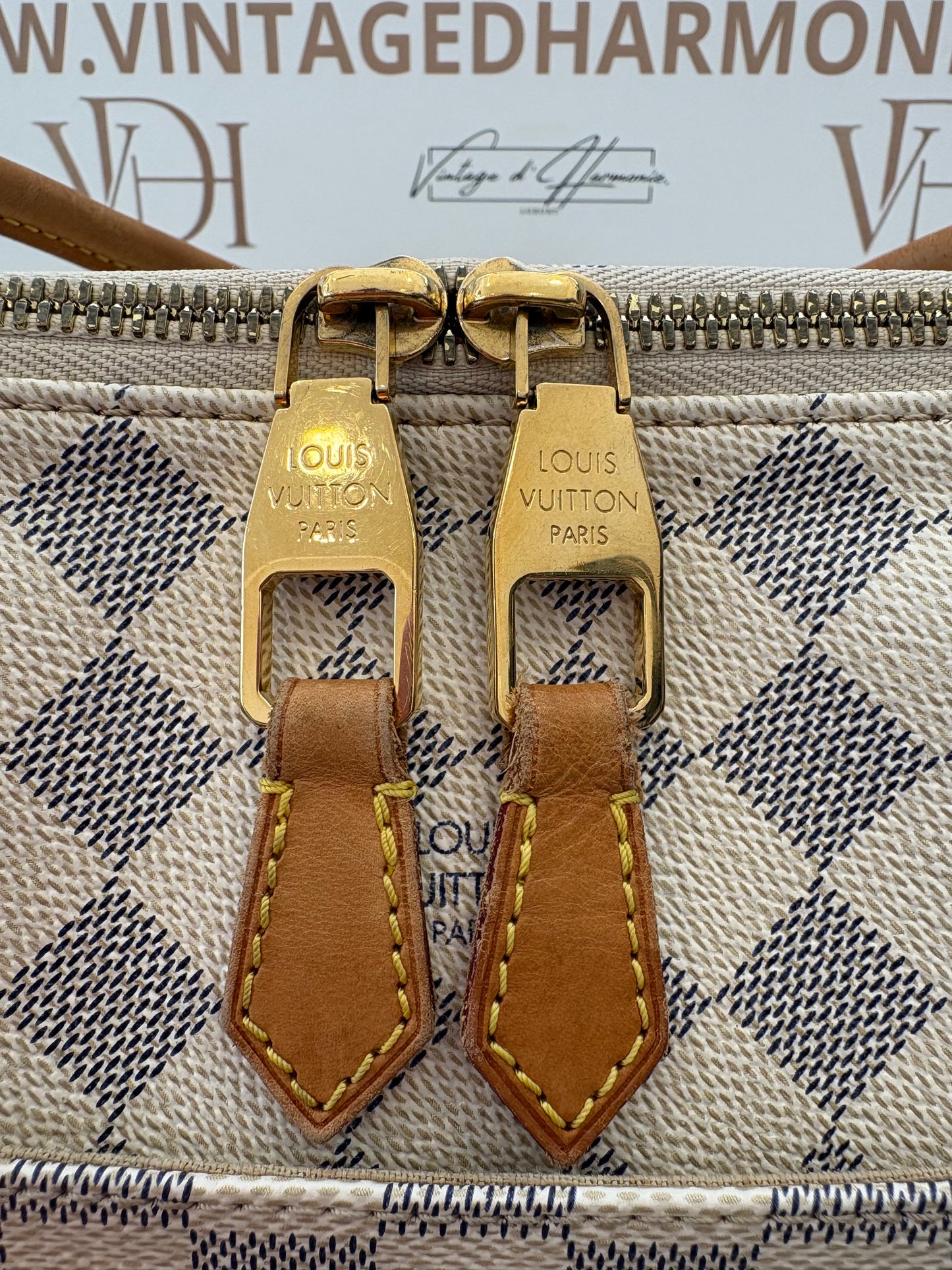 383294 - Louis Vuitton Figheri