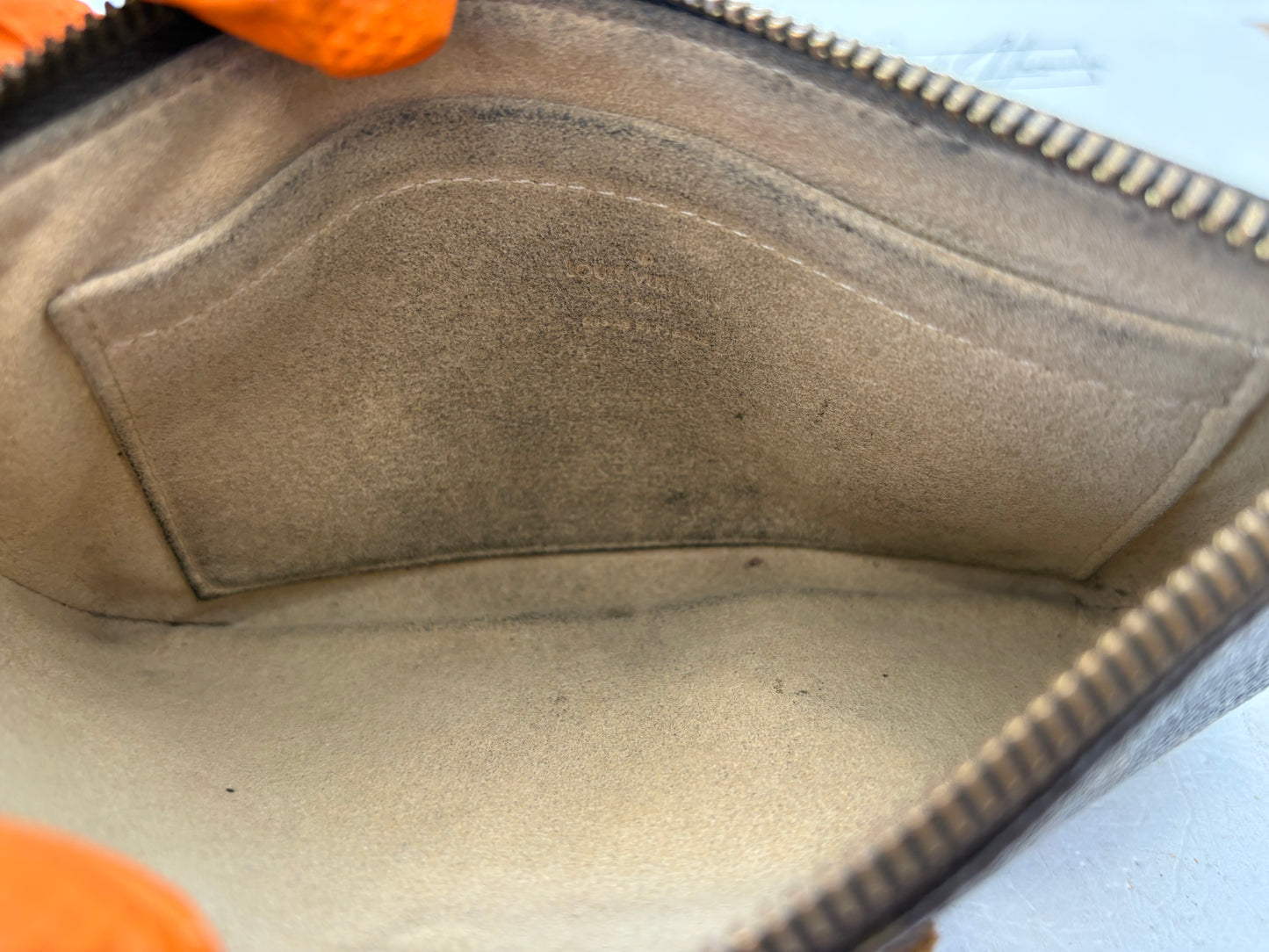 017167 - Louis Vuitton Milla MM