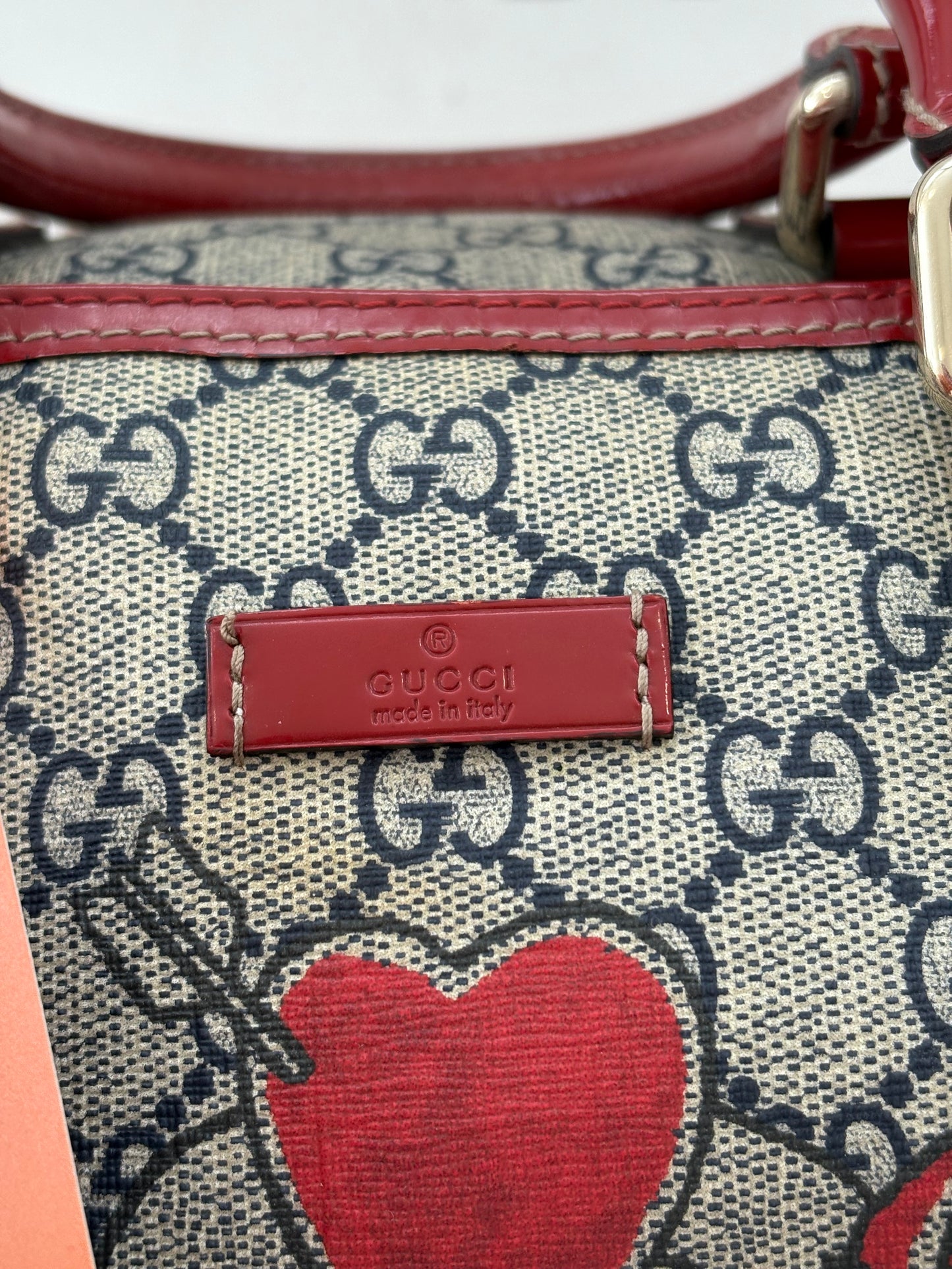 201645 - Gucci Joy