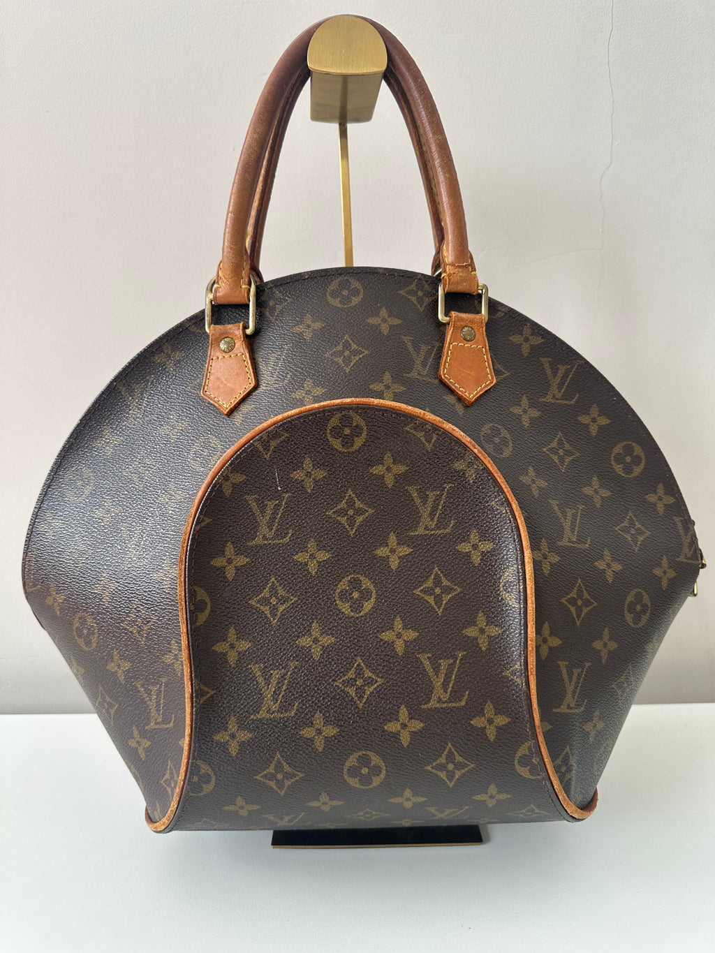 Louis Vuitton Ellipse MM