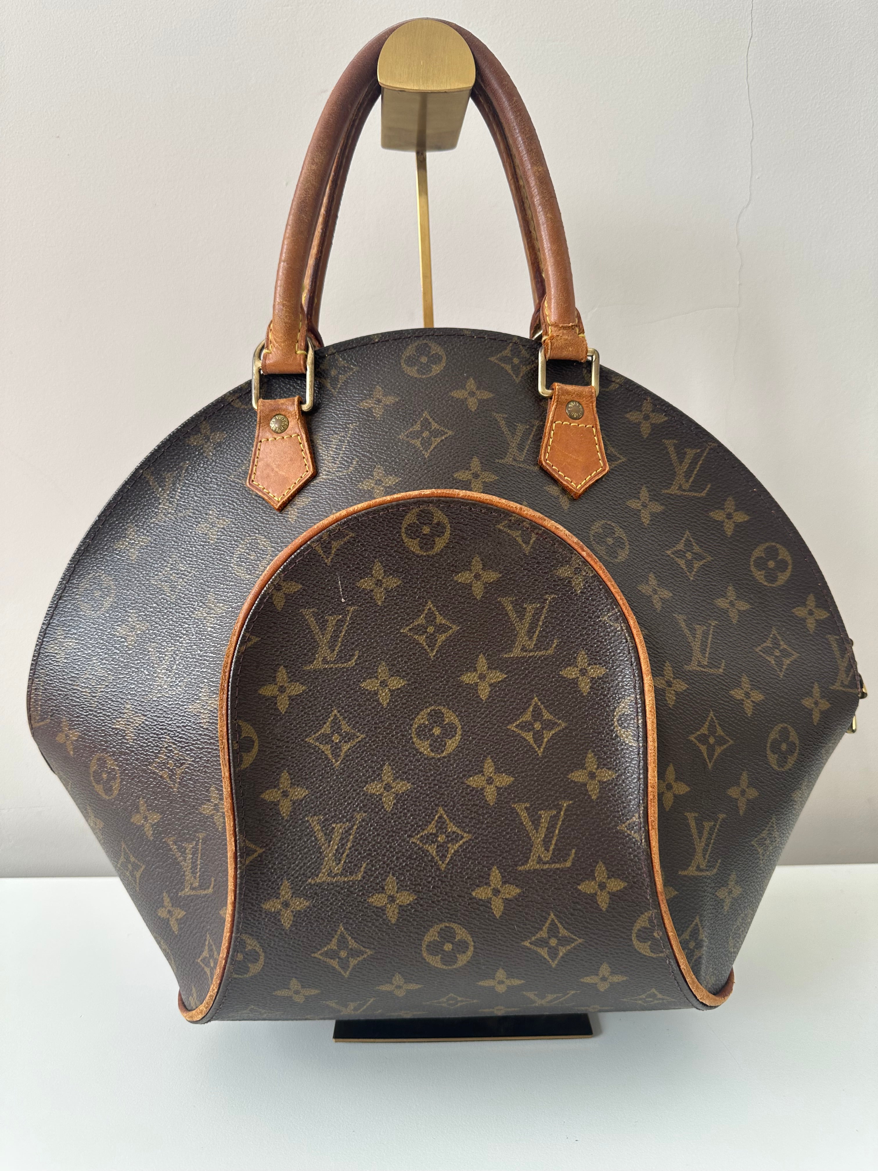 Louis Vuitton Ellipse MM