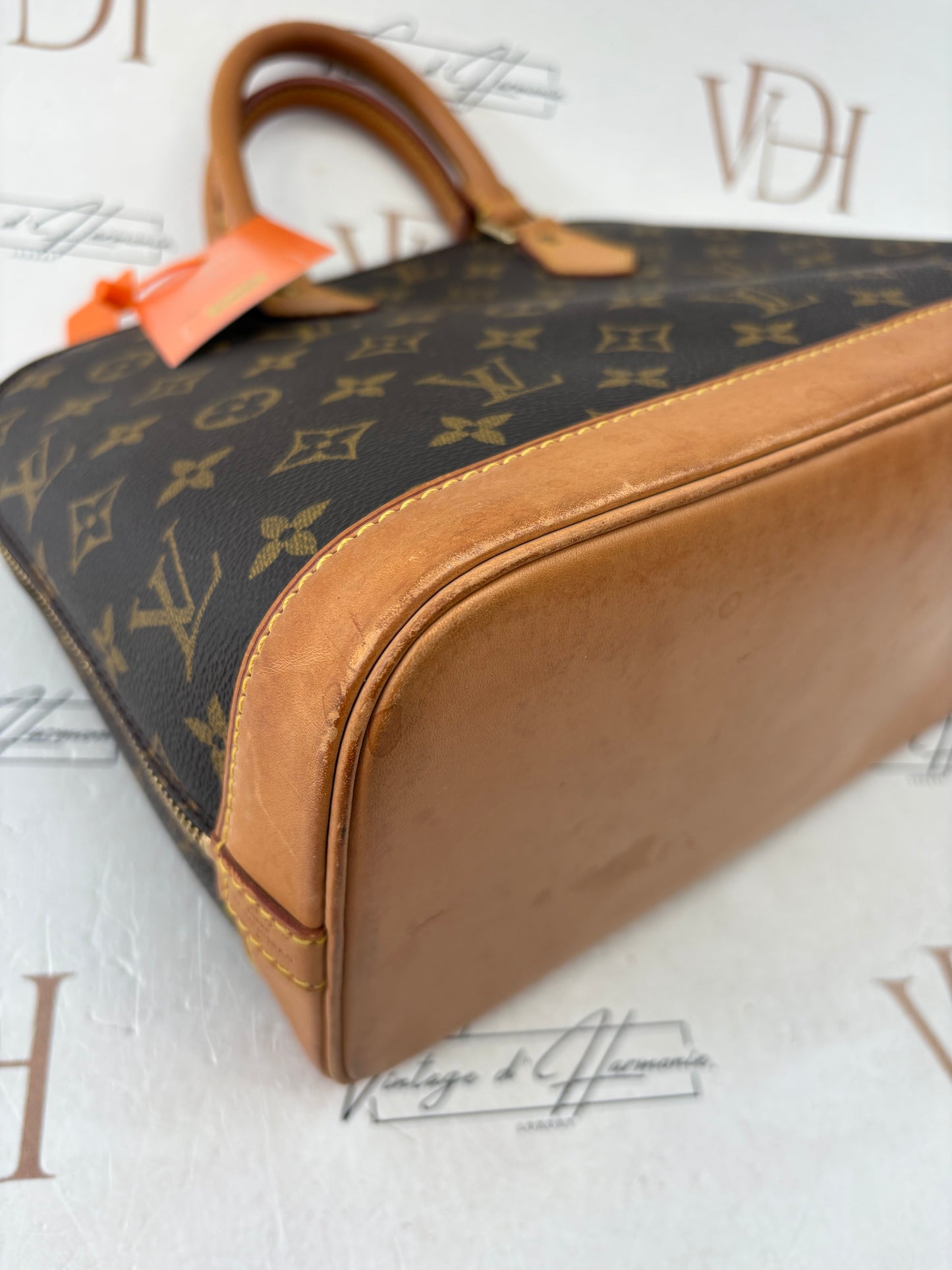 018850 - Louis Vuitton Alma