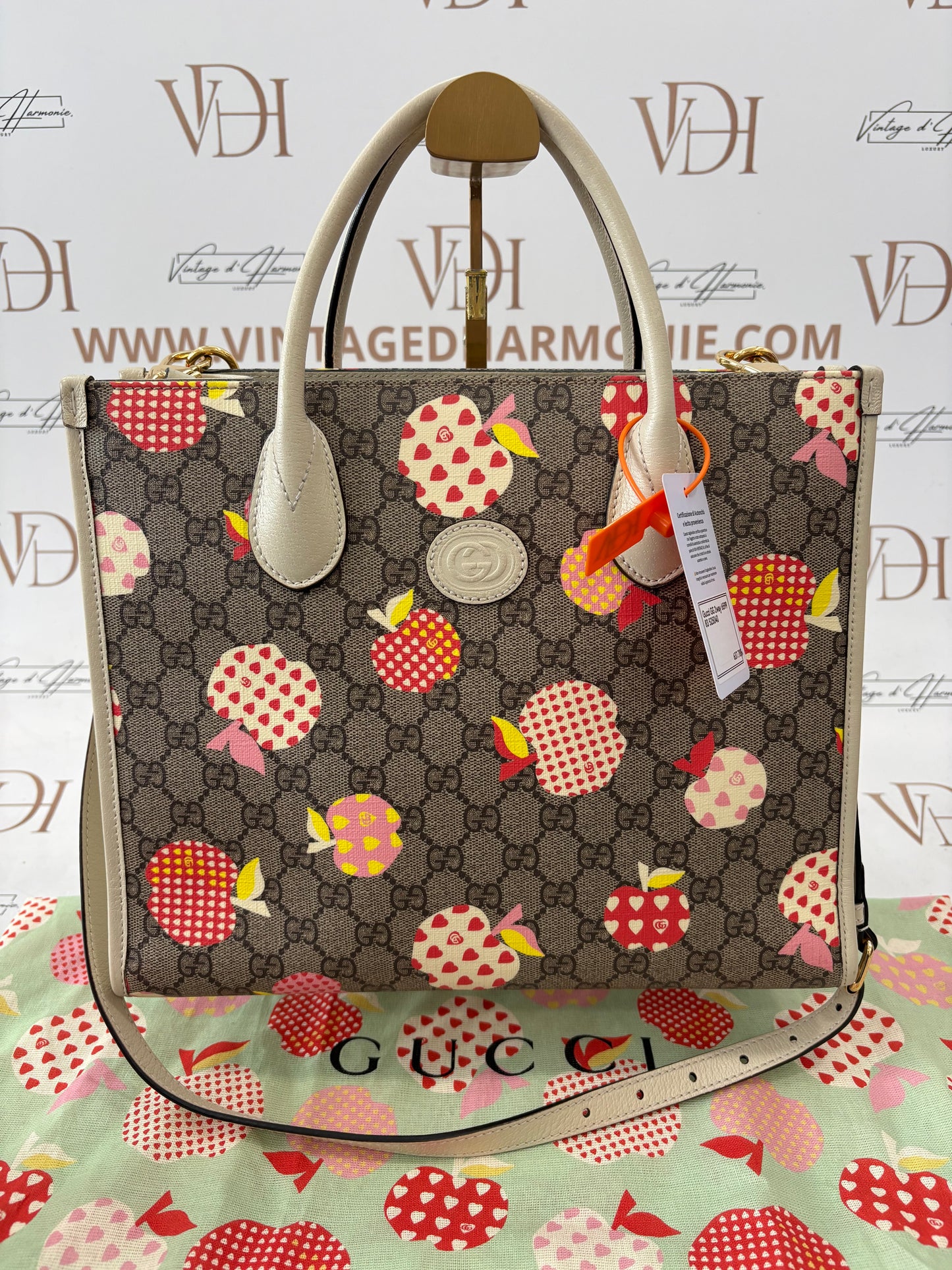 018349 - Gucci GG 2Way