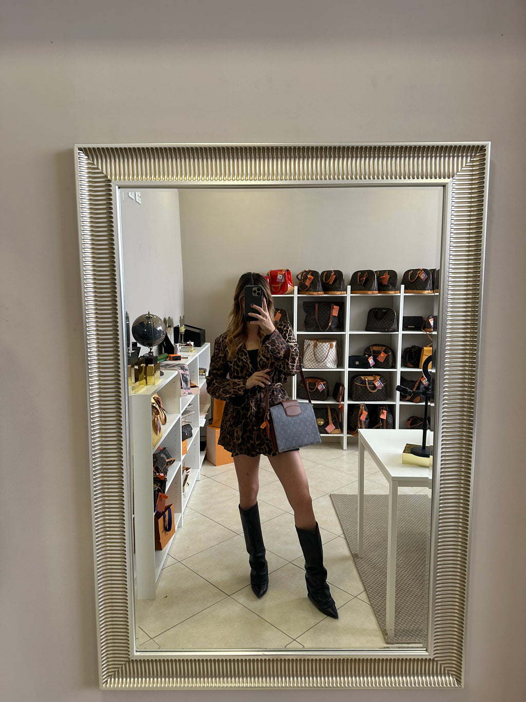 Louis Vuitton Courcelles