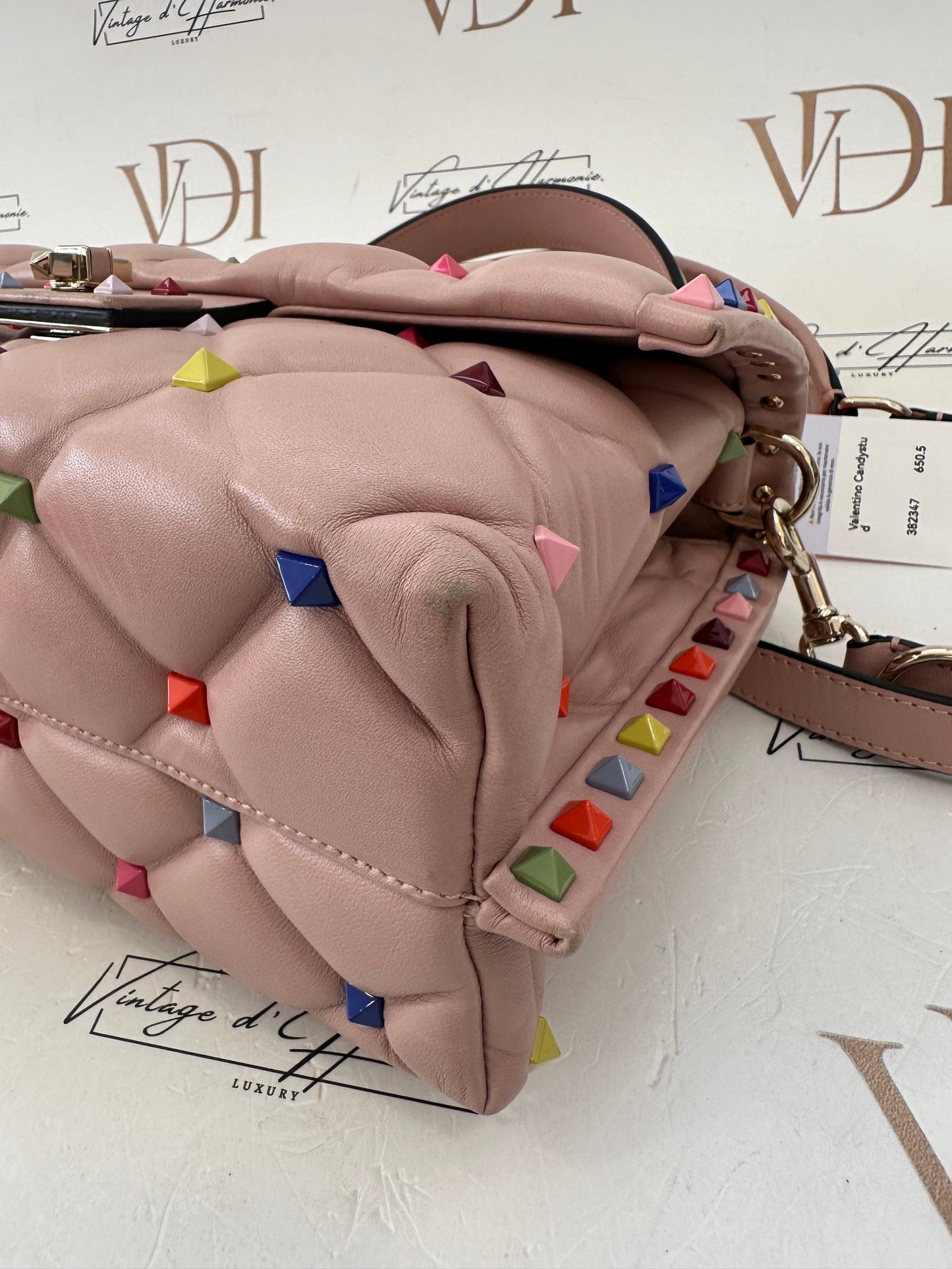 382347 - Valentino Candystud