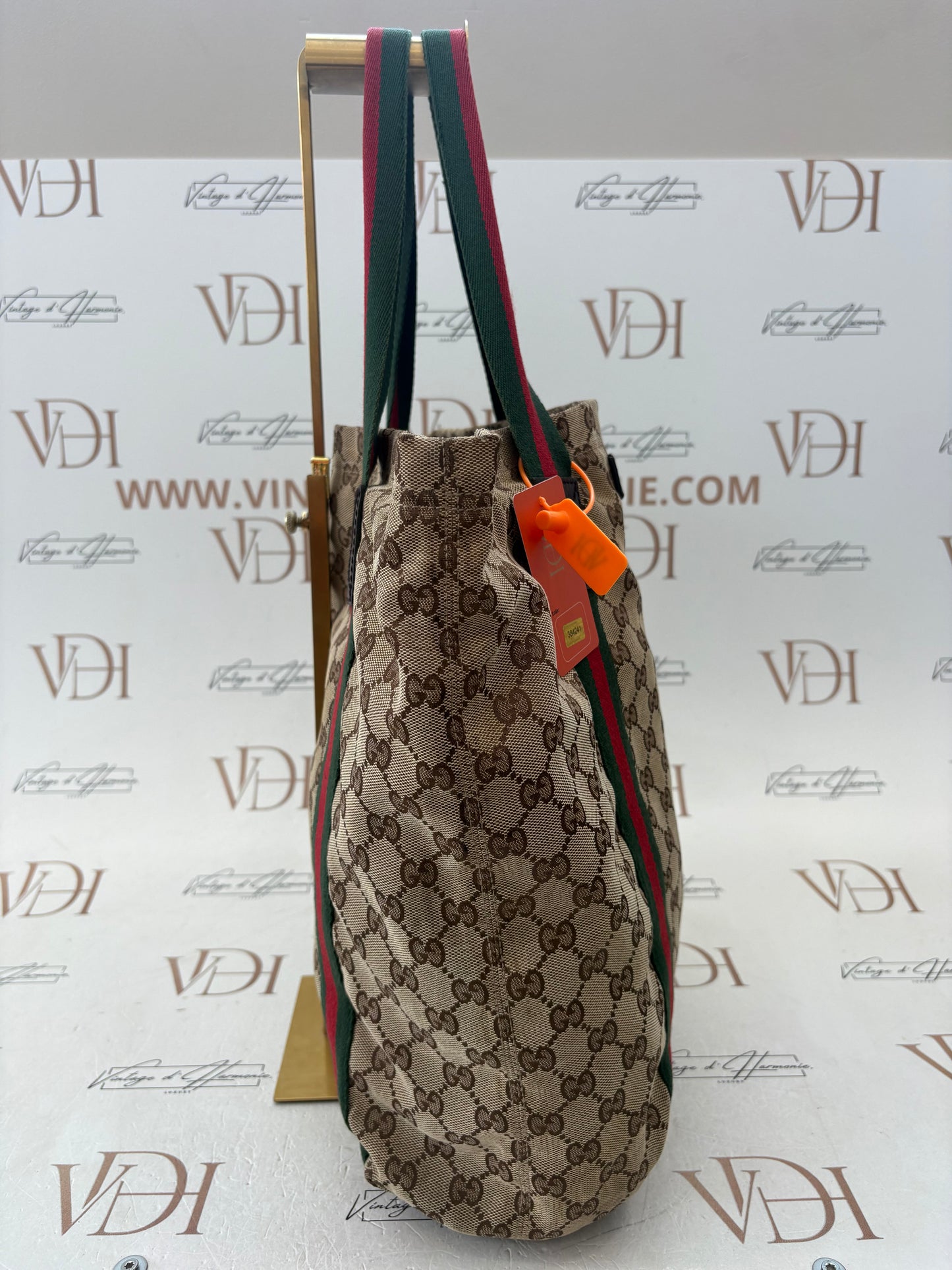 384241 - Gucci Diaper