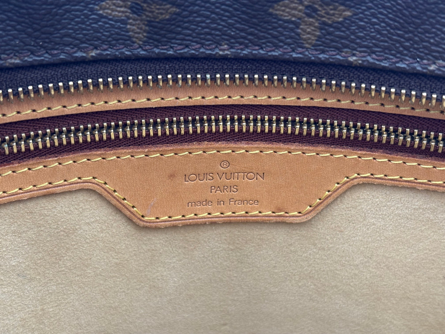 018623 - Louis Vuitton Luco