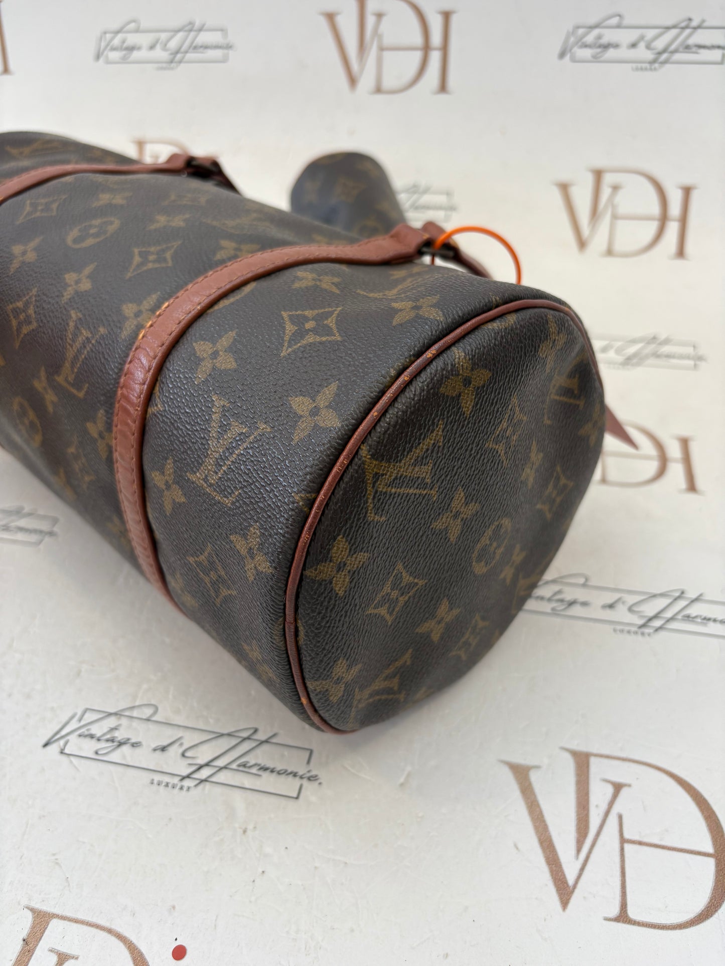018324 - Louis Vuitton Papillon 30