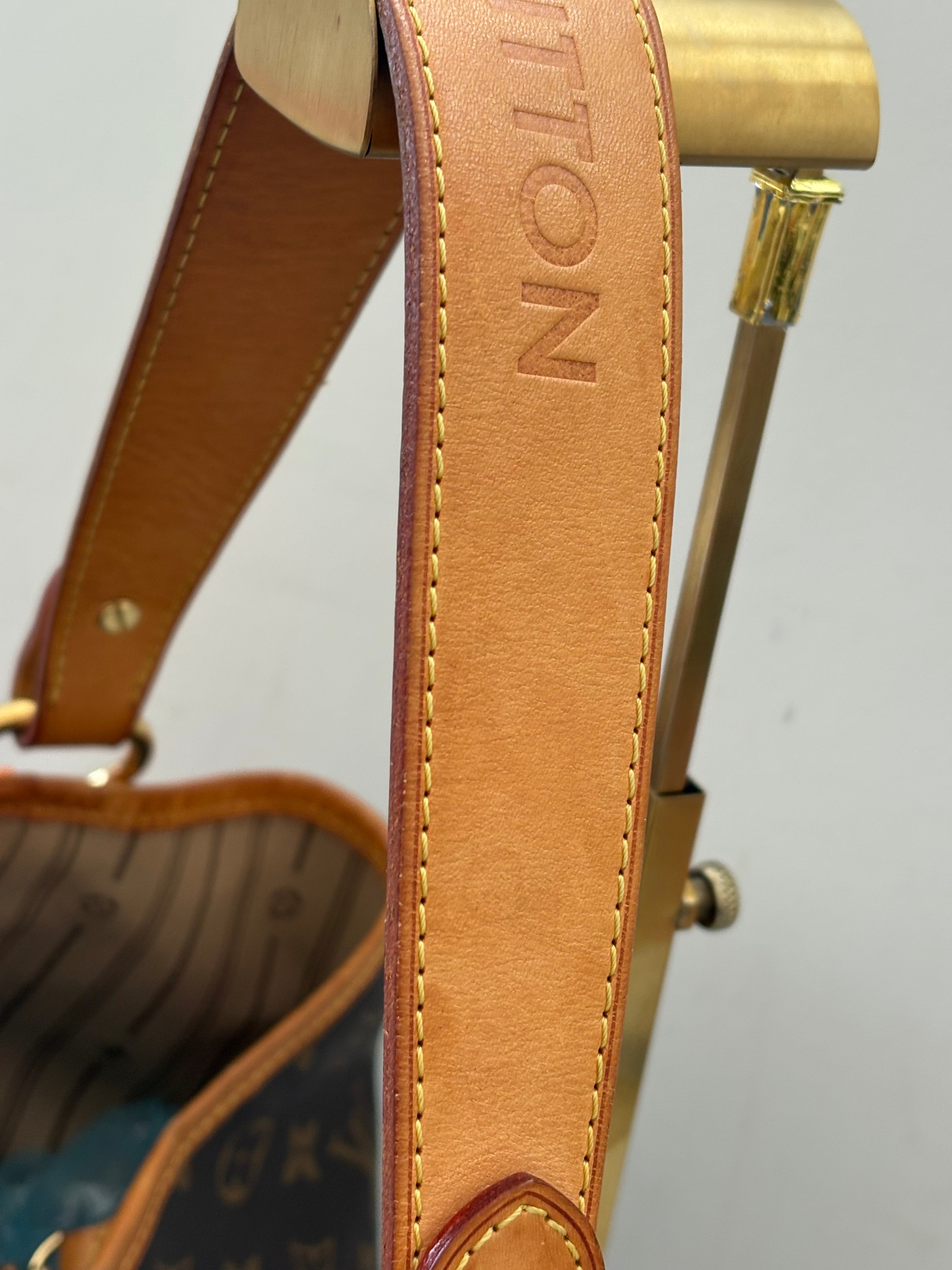 Louis Vuitton DelightFull PM