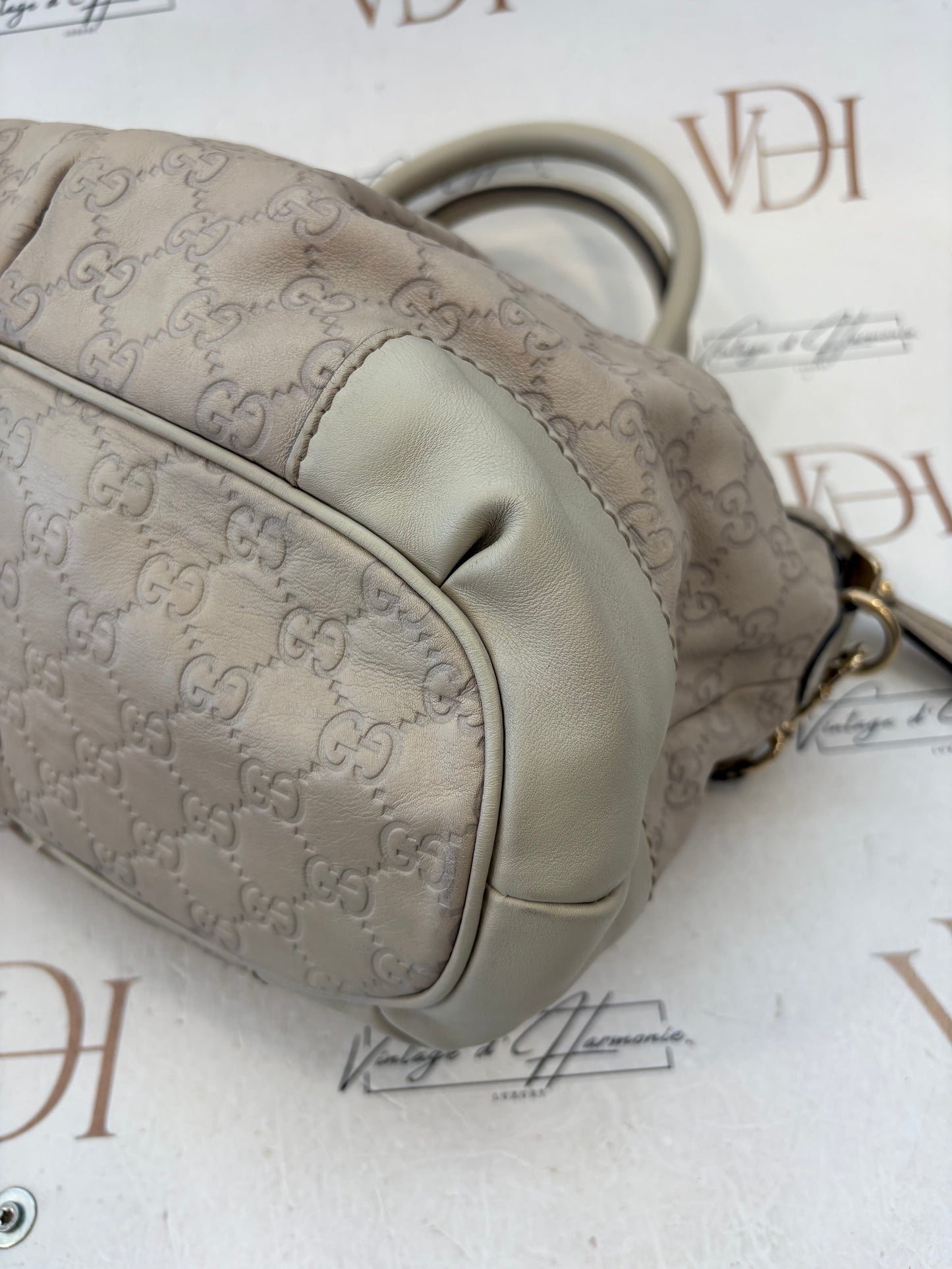 201051 - Gucci Sukey