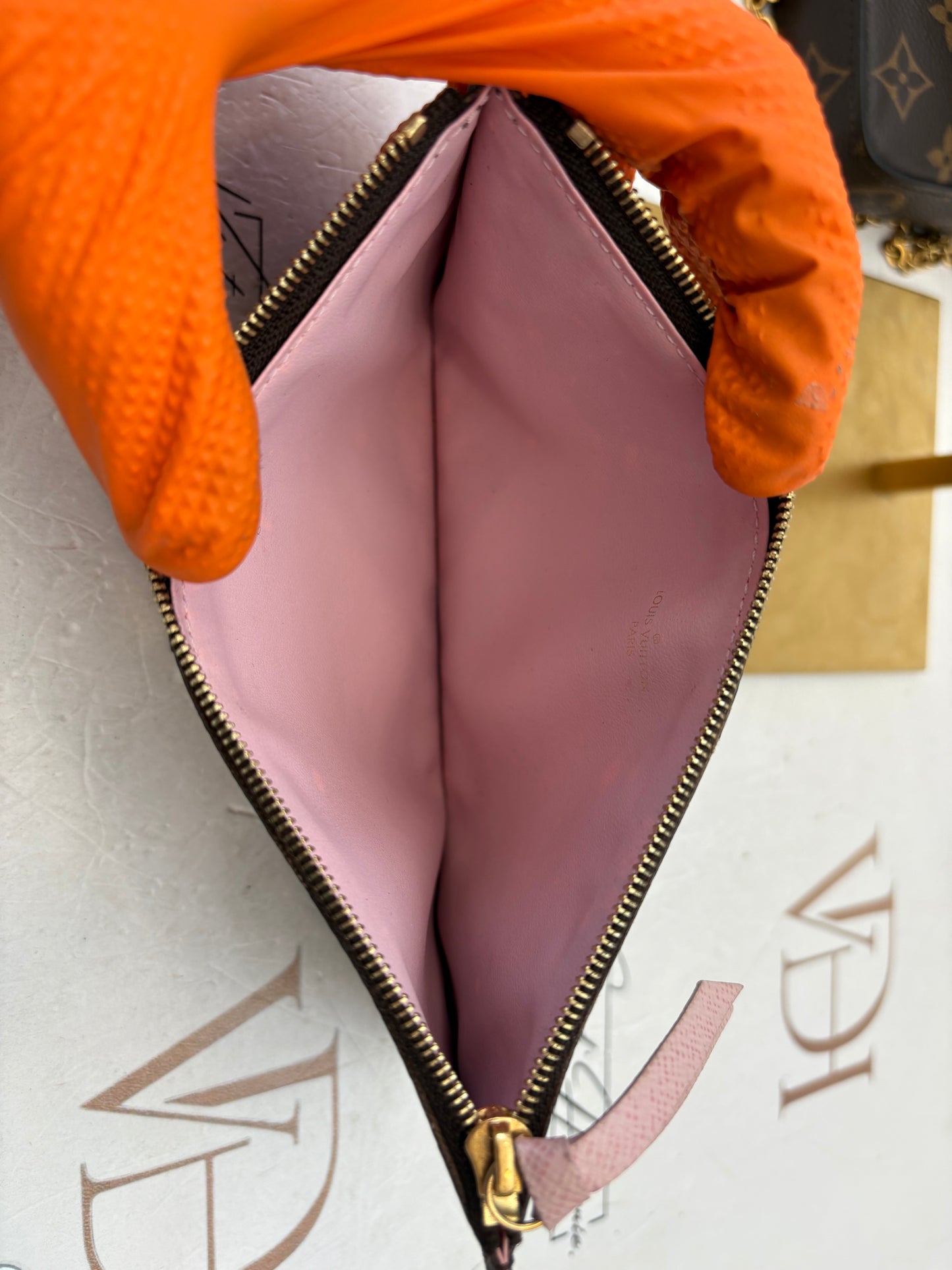 383753 - Louis Vuitton Felicie