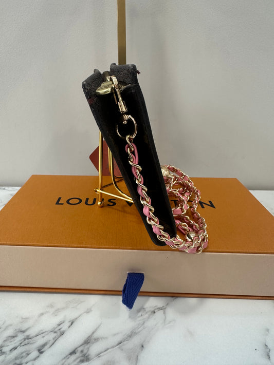 Louis Vuitton Pochette Bucket