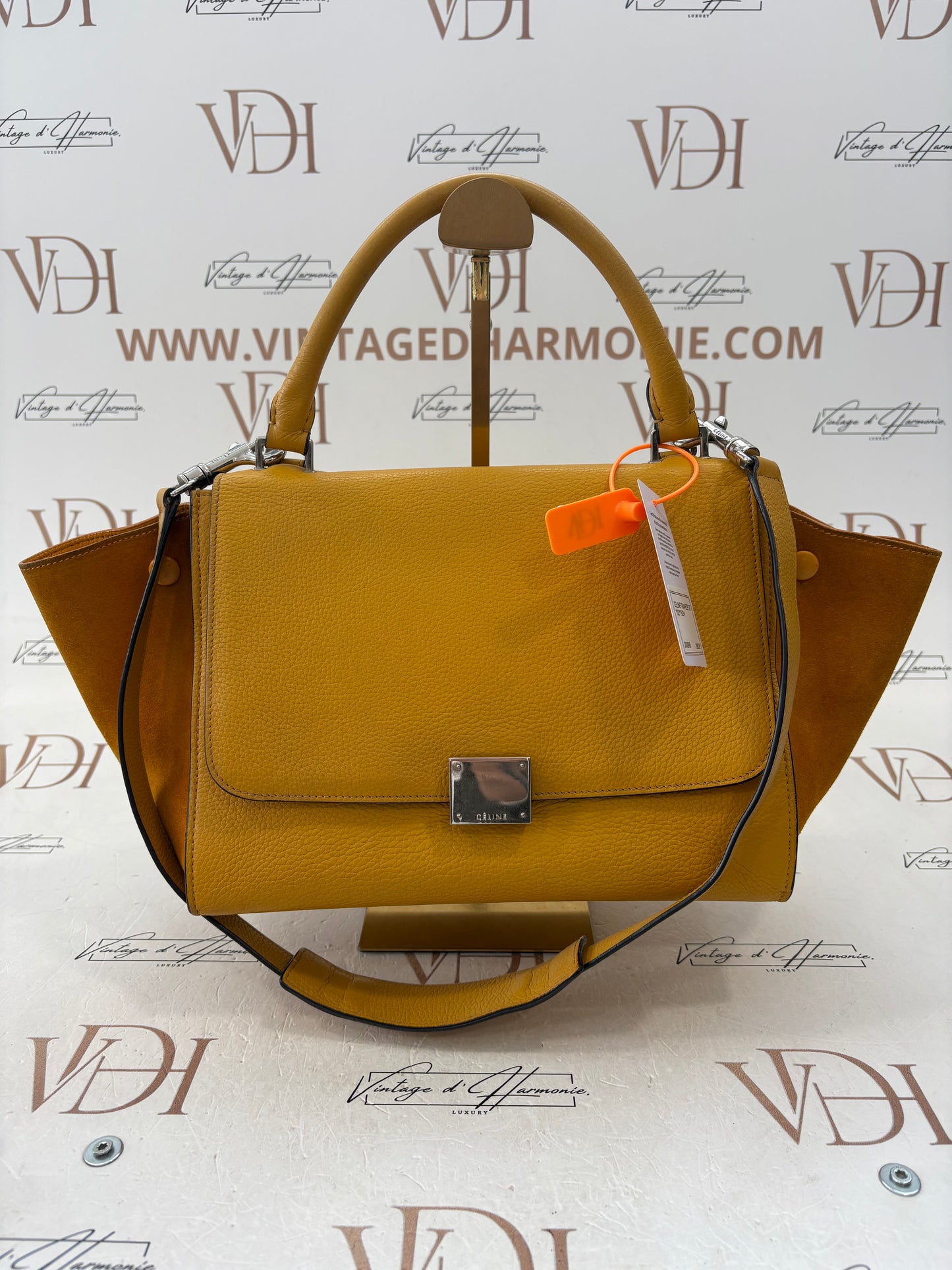 200898 - Céline Trapeze