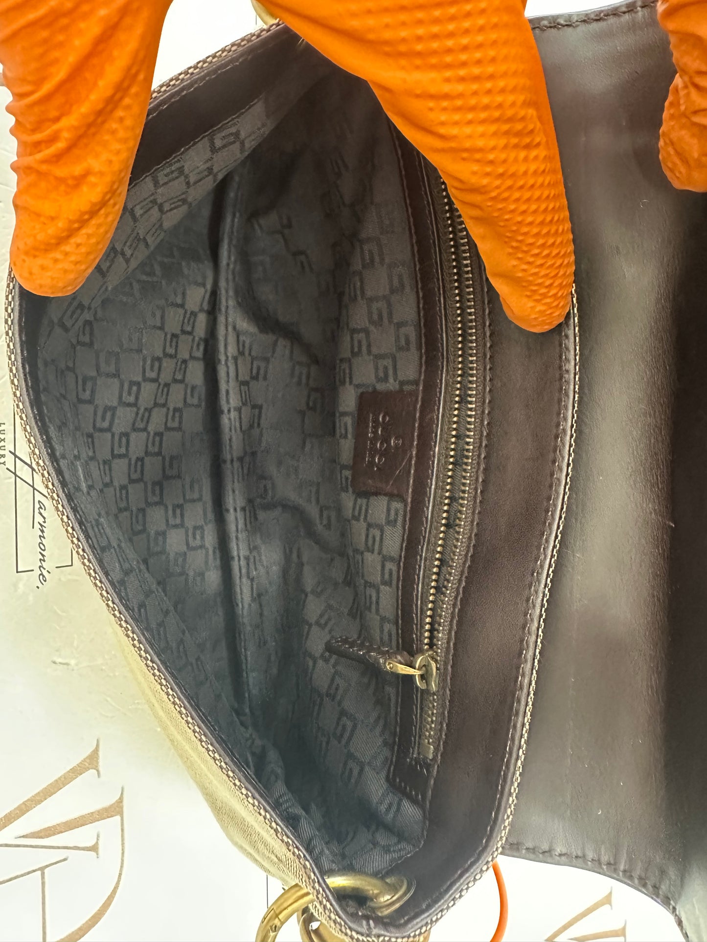 382300 - Gucci Vintage