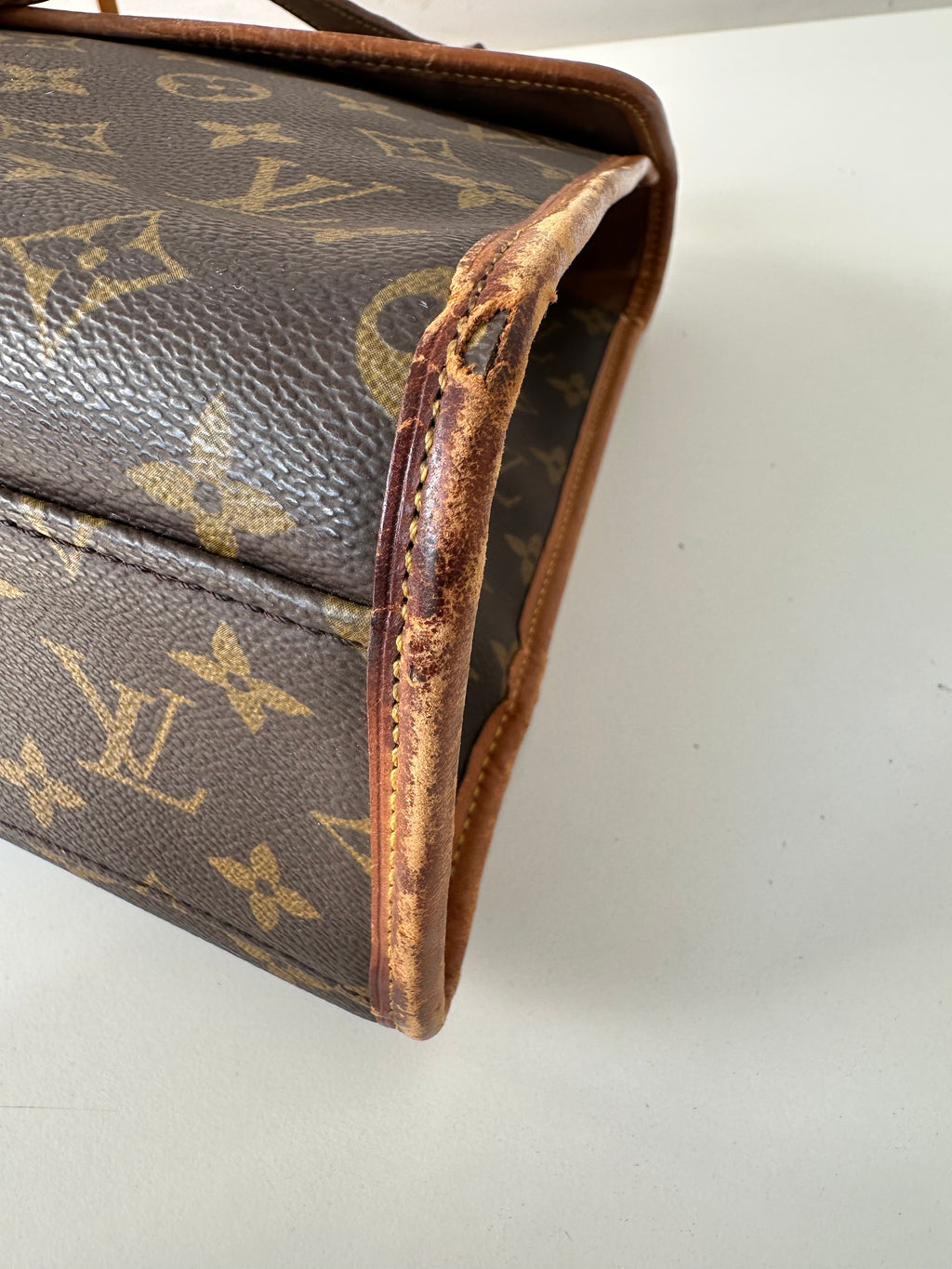 Louis Vuitton Beverly Business