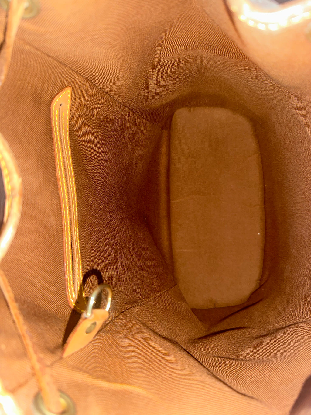 Louis Vuitton Montsouris MM