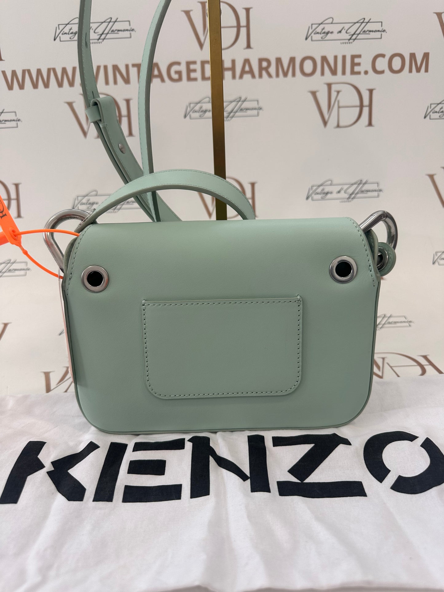 382380 - Kenzo