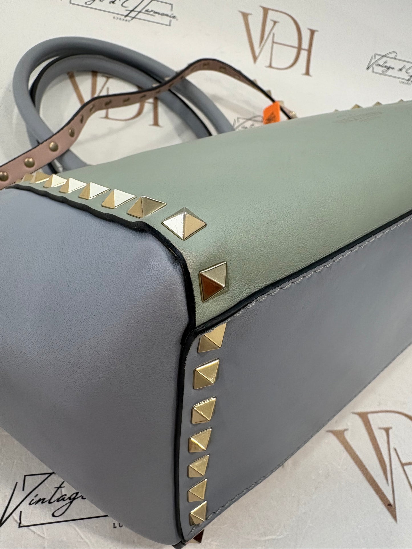 383248 - Valentino Rockstud