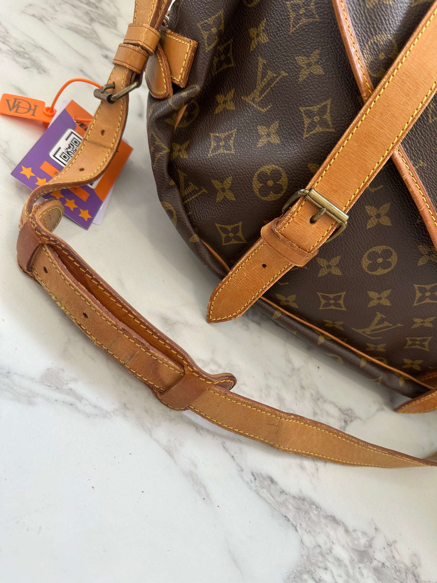 Louis Vuitton Saumur 43
