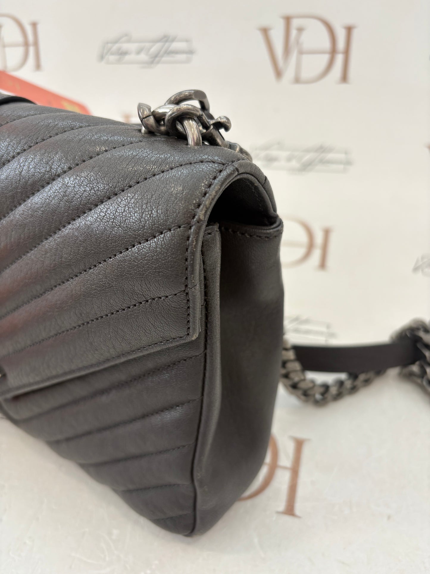 383407 - Saint Laurent College