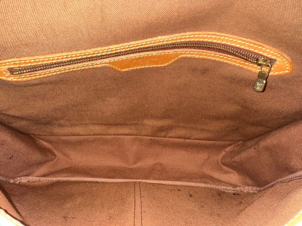 Louis Vuitton Gibeciere GM