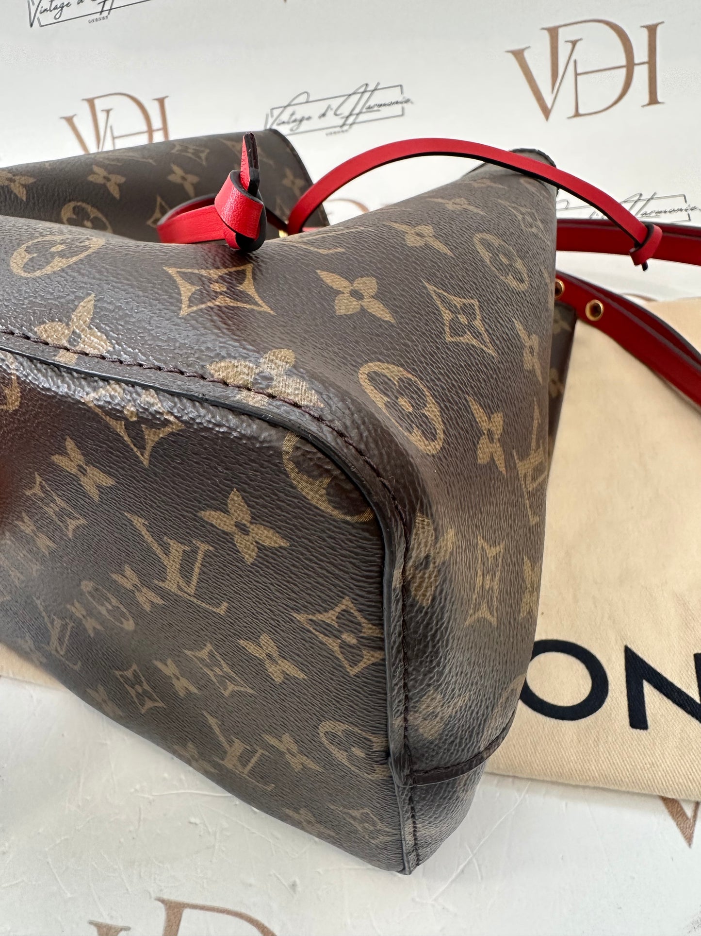 382435 - Louis Vuitton Neo Noé