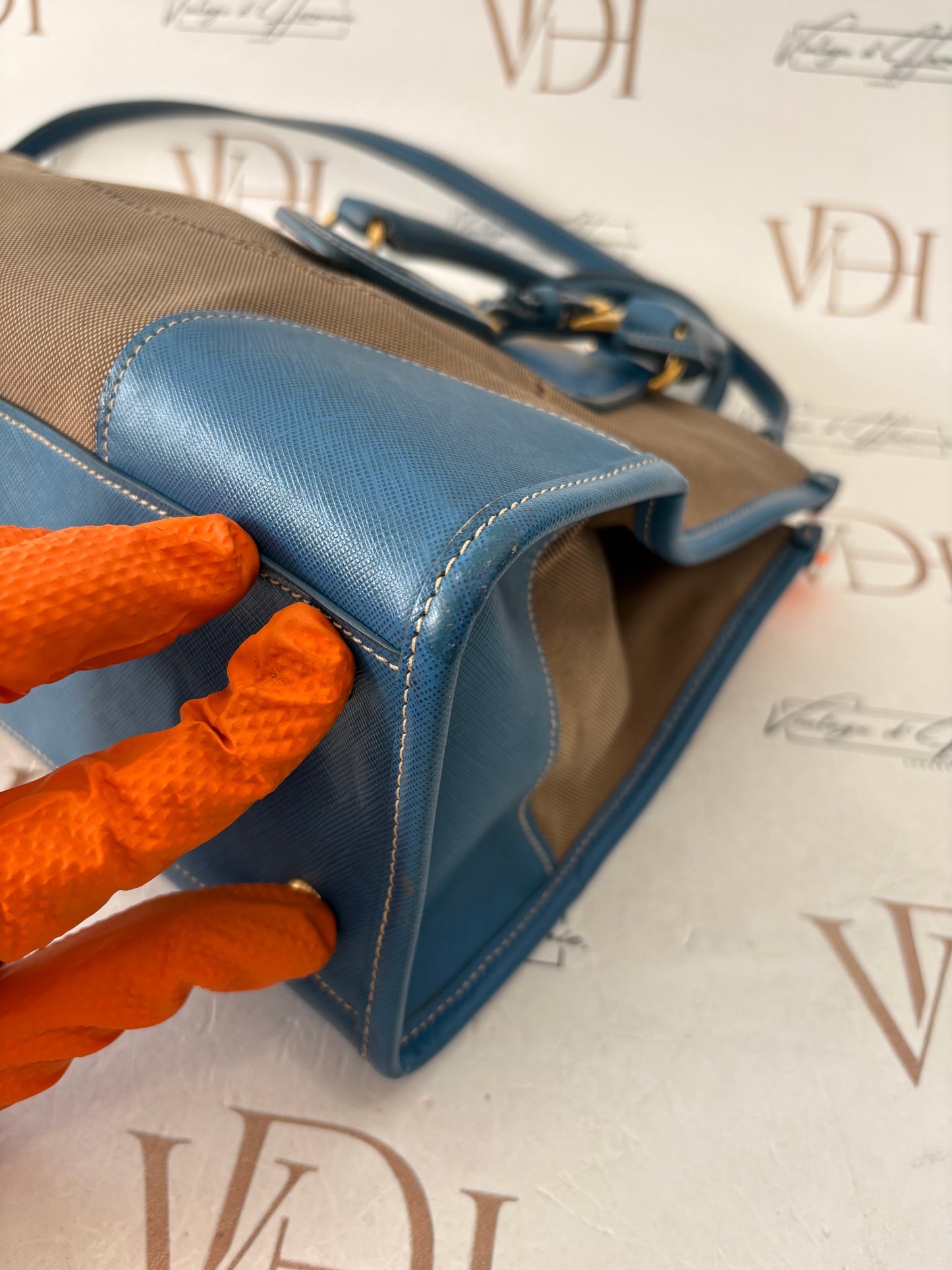 383517 - Prada Bag